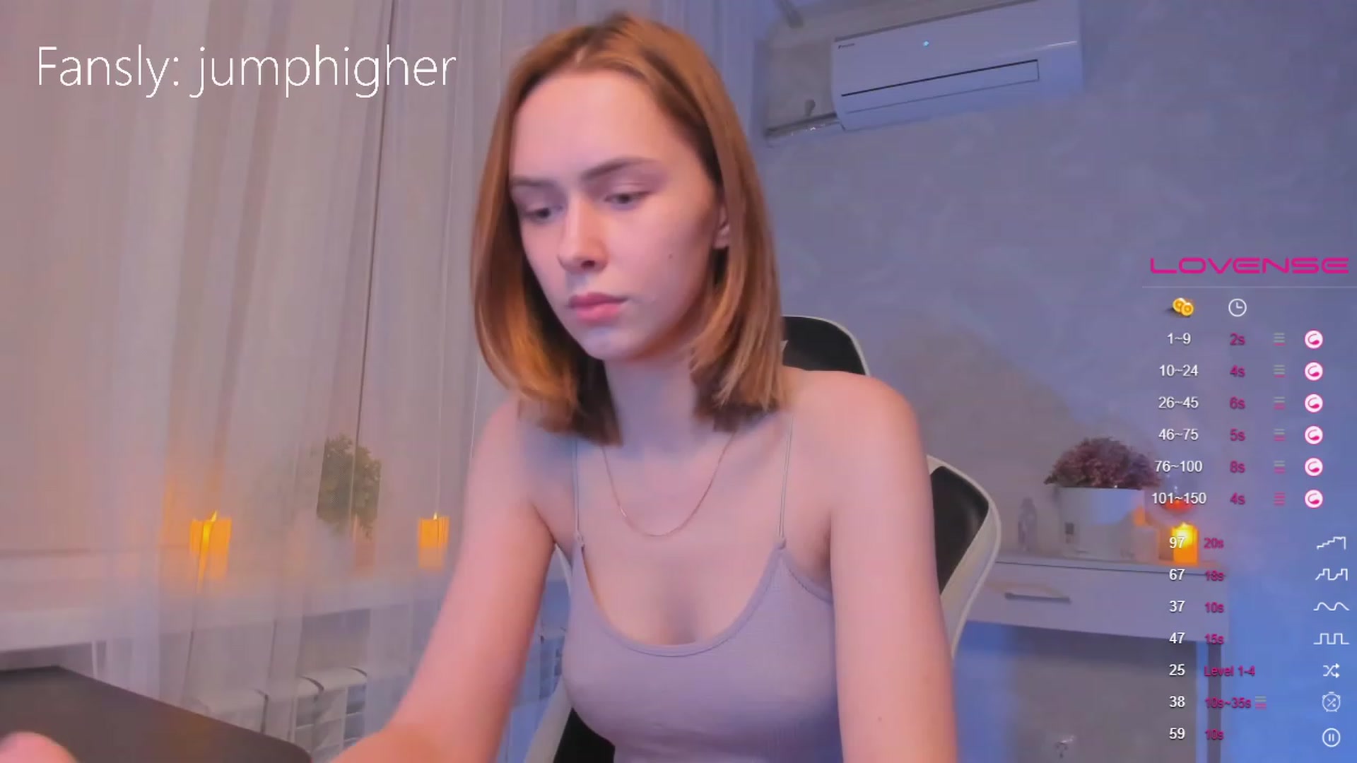 Gallery image thumbnail from Jumphigherr's myfreecams stream on, 12/08/2022, 17:47 image 8 of 20