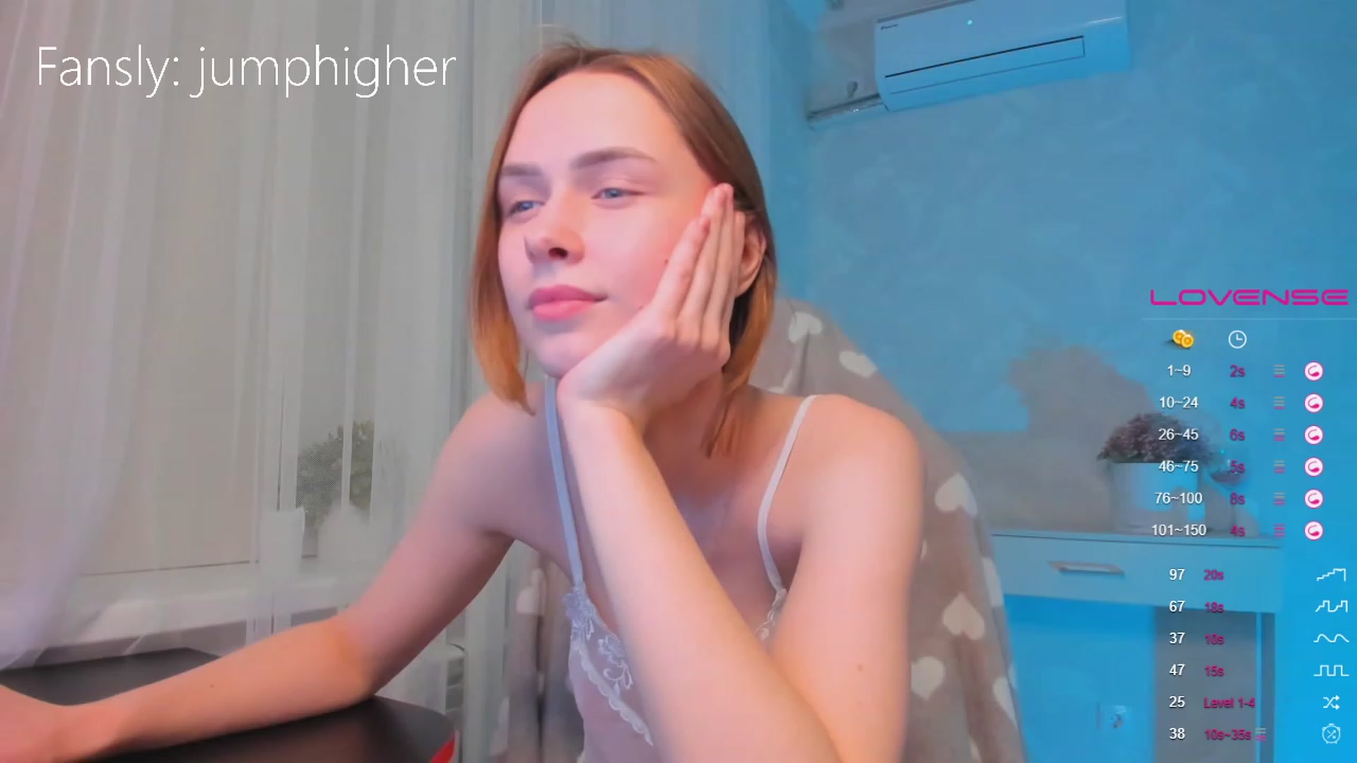 Gallery image thumbnail from Jumphigherr's myfreecams stream on, 12/19/2022, 17:04 image 14 of 20