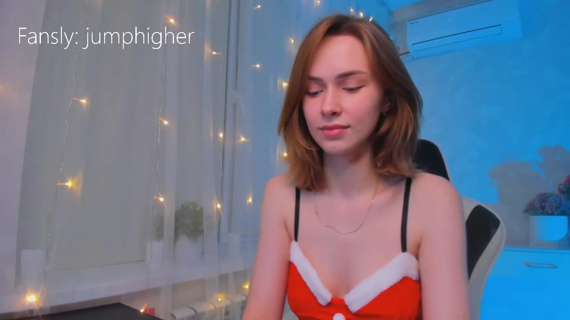 Gallery image thumbnail from Jumphigherr's myfreecams stream on, 12/25/2022, 16:59 image 17 of 20