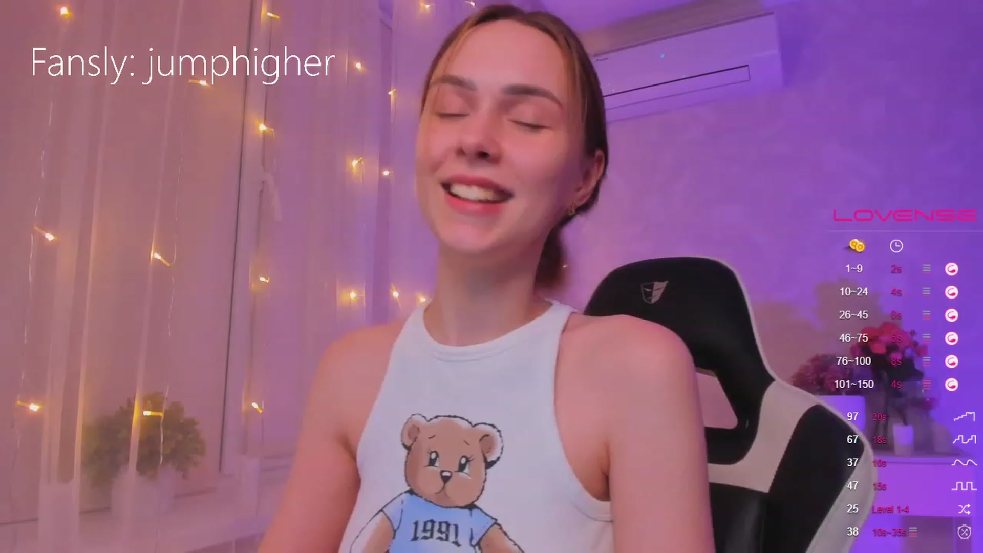 Gallery image thumbnail from Jumphigherr's myfreecams stream on, 12/28/2022, 19:51 image 4 of 20