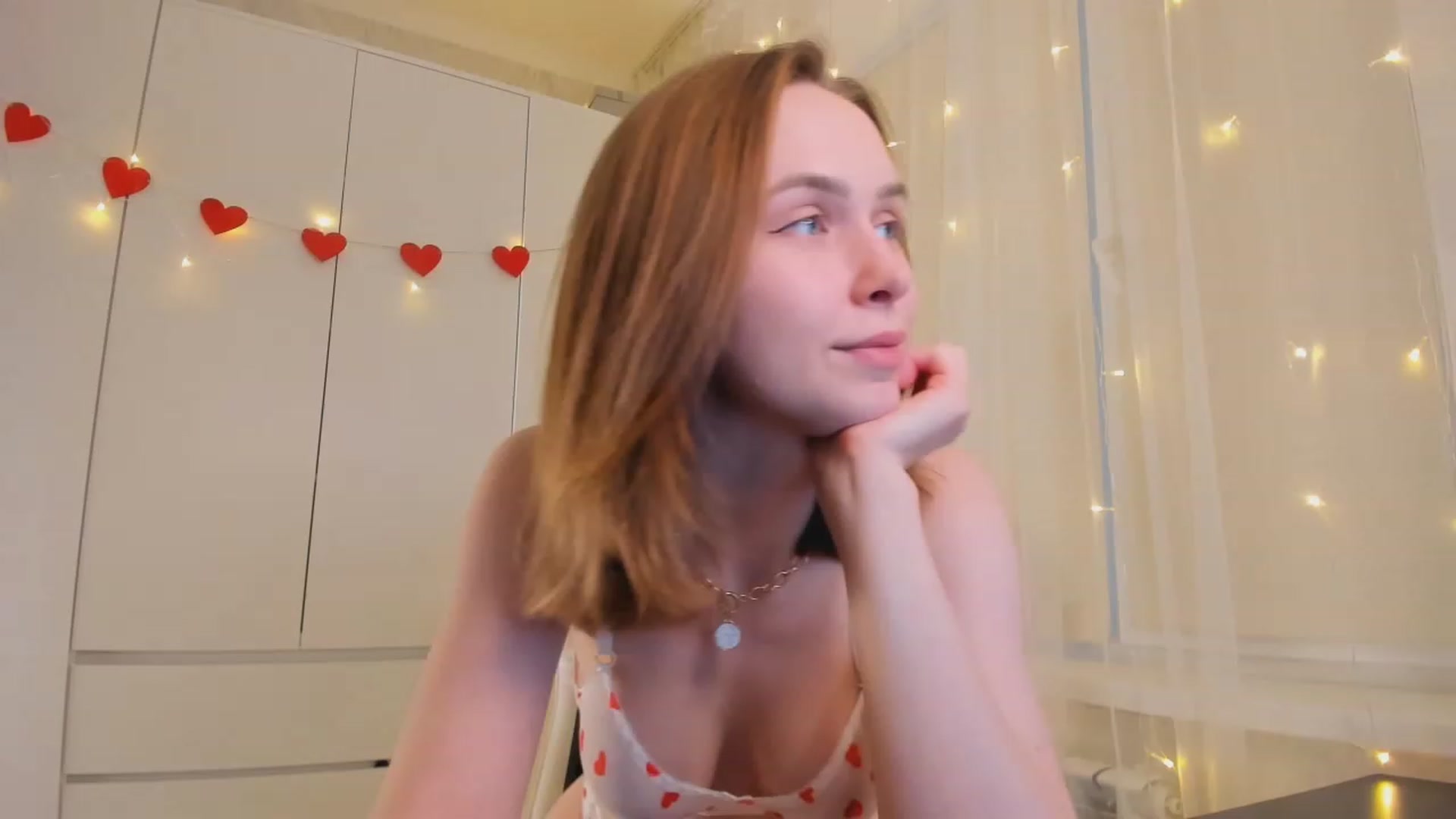 Gallery image thumbnail from Jumphigherr's myfreecams stream on, 02/14/2023, 14:18 image 8 of 20