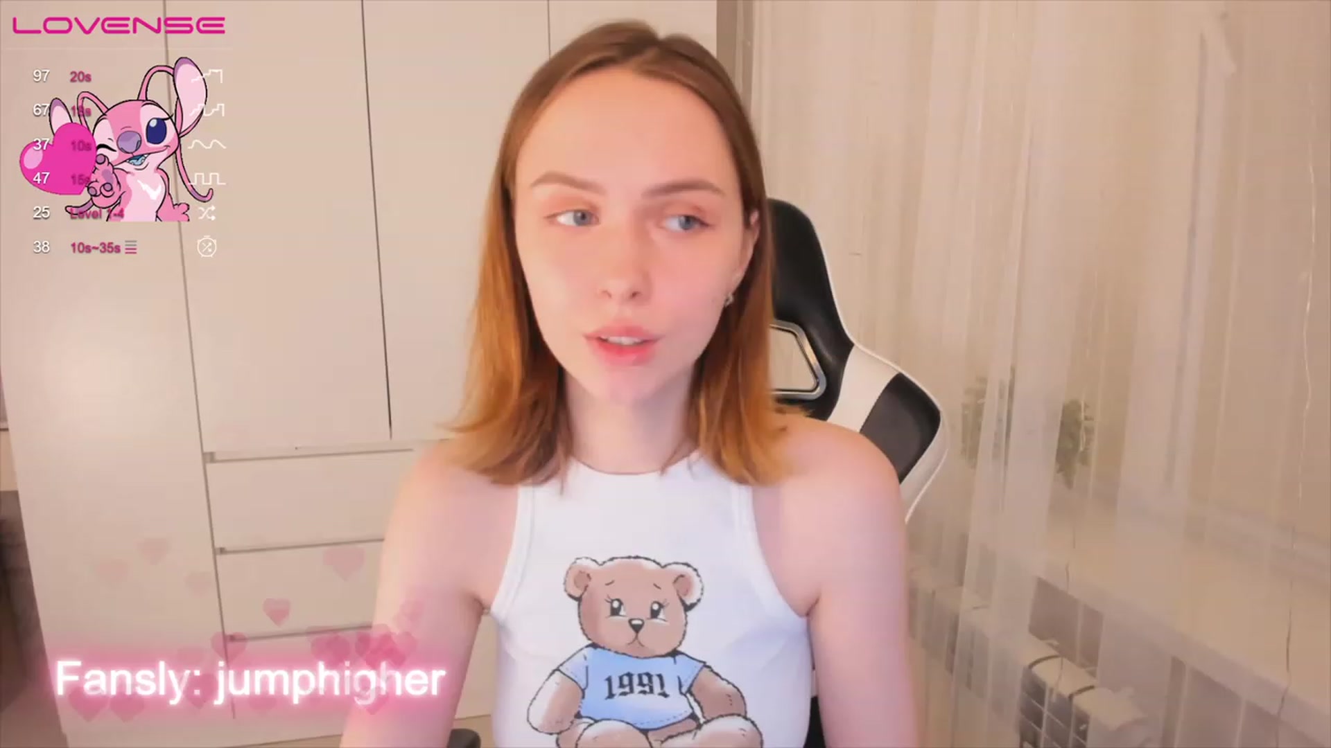 Gallery image thumbnail from Jumphigherr's myfreecams stream on, 03/10/2023, 15:12 image 10 of 20