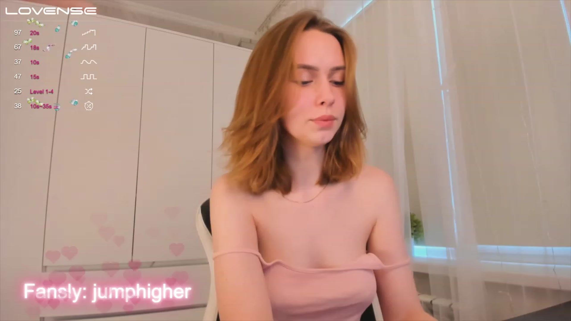 Gallery image thumbnail from Jumphigherr's myfreecams stream on, 03/28/2023, 14:25 image 4 of 20