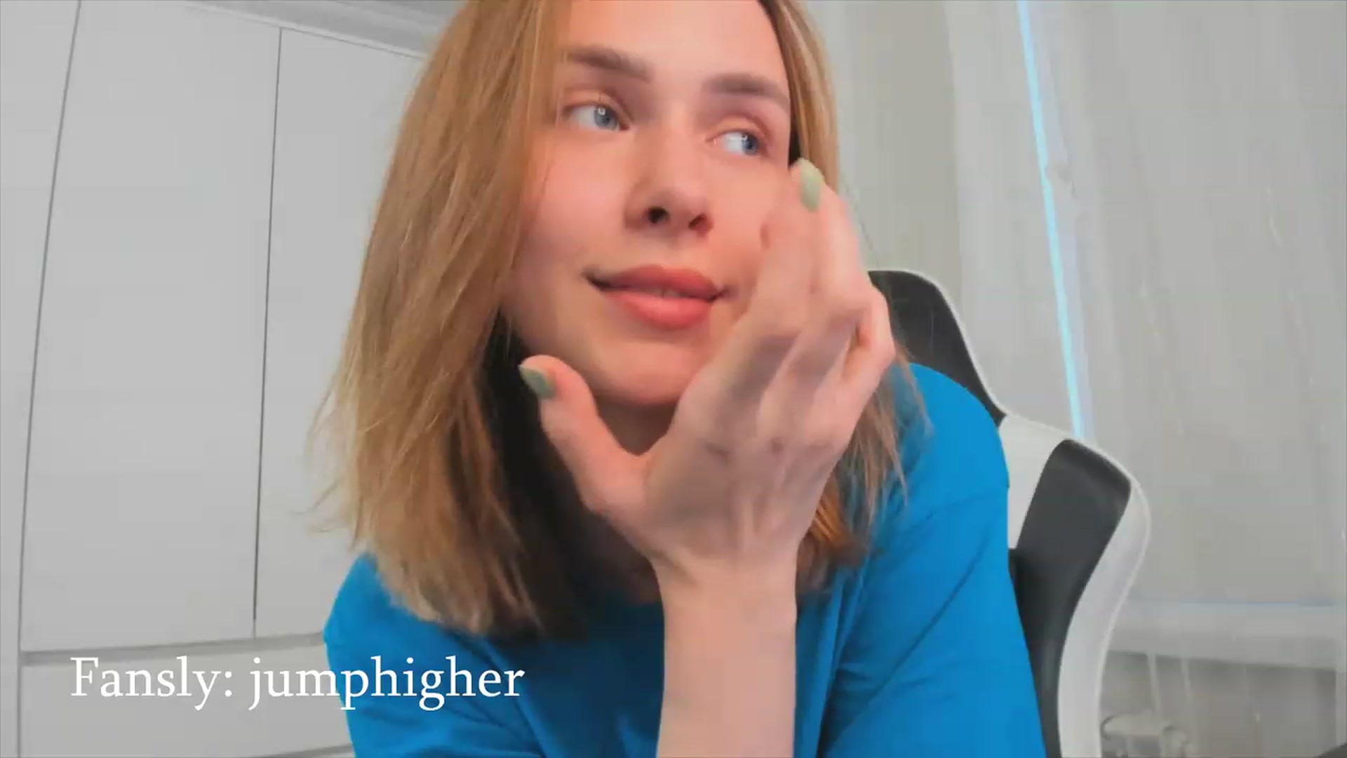 Gallery image thumbnail from Jumphigherr's myfreecams stream on, 04/25/2023, 14:35 image 4 of 20
