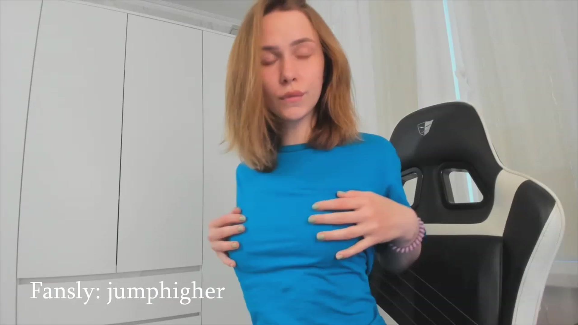 Gallery image thumbnail from Jumphigherr's myfreecams stream on, 04/25/2023, 14:35 image 9 of 20
