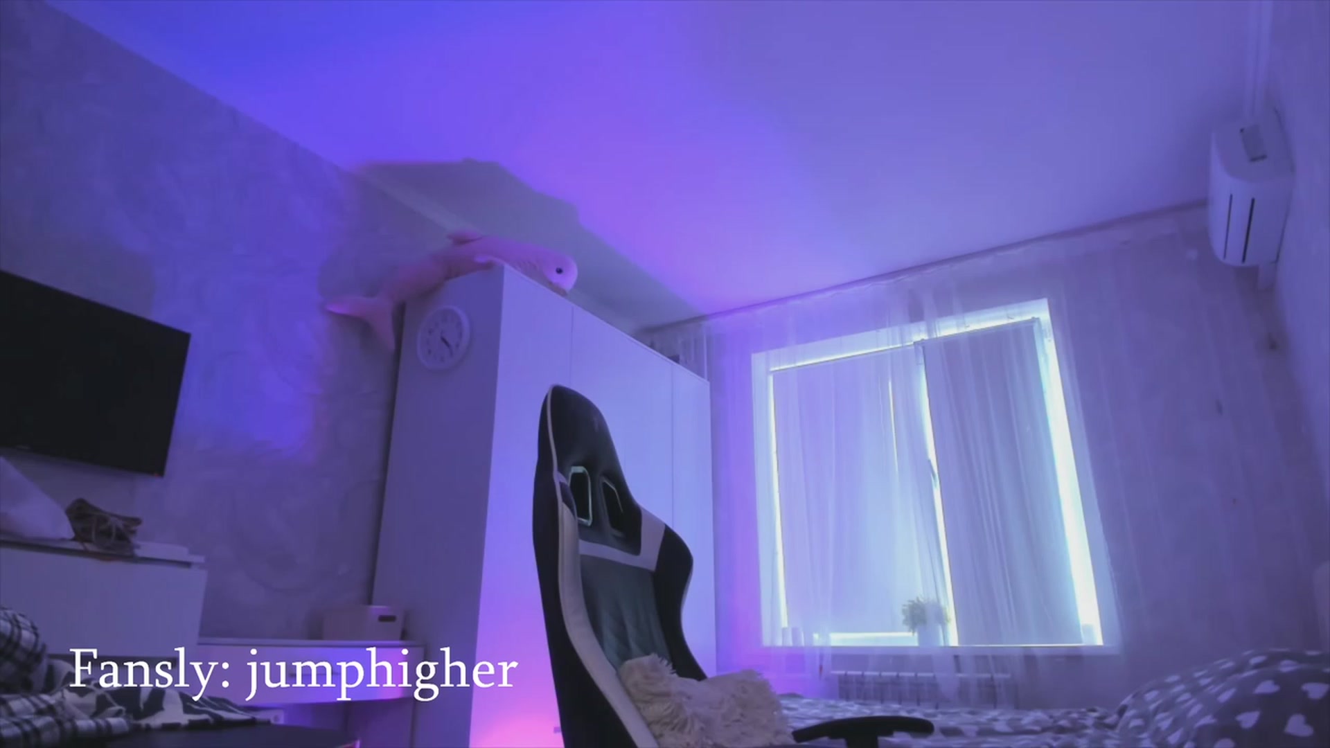 Gallery image thumbnail from Jumphigherr's myfreecams stream on, 04/30/2023, 13:46 image 4 of 20
