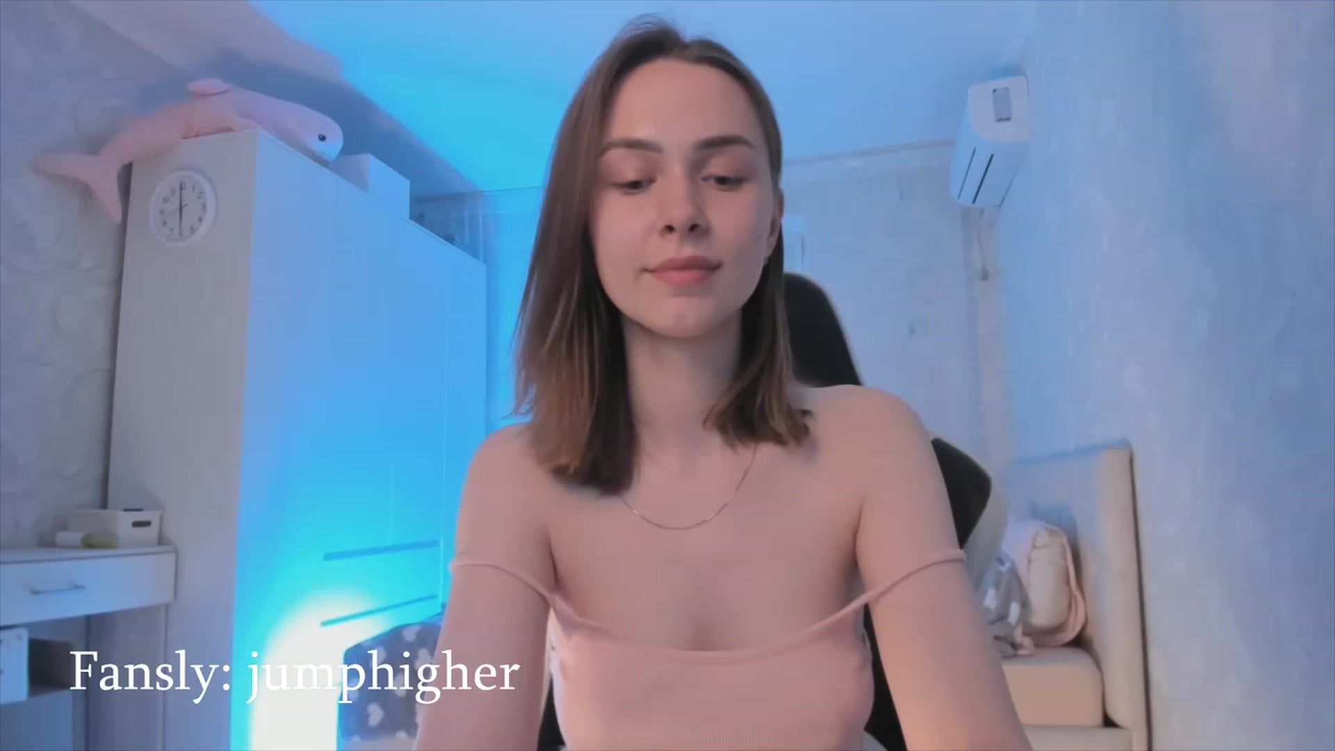 Gallery image thumbnail from Jumphigherr's myfreecams stream on, 05/06/2023, 15:31 image 10 of 20