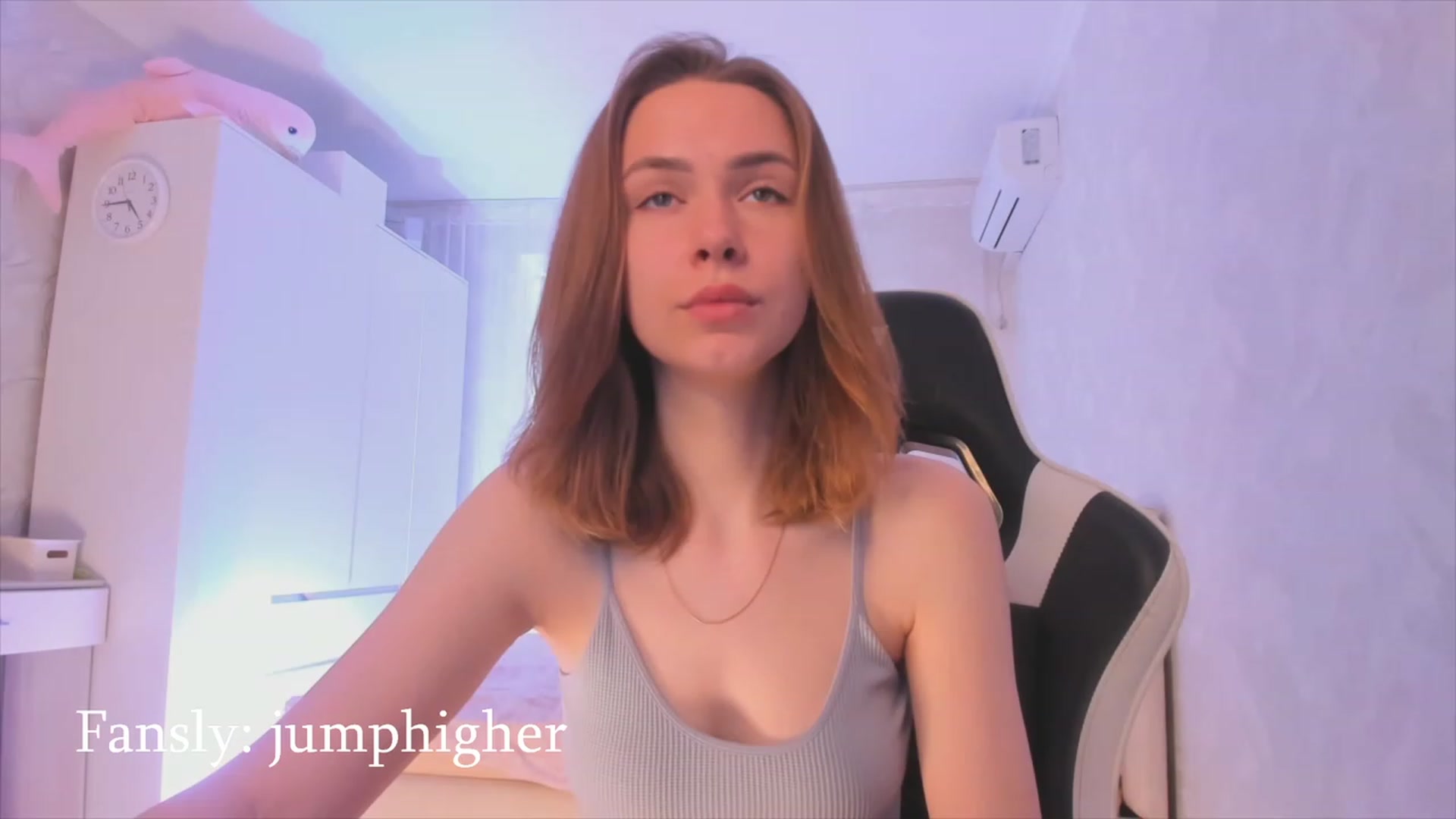 Gallery image thumbnail from Jumphigherr's myfreecams stream on, 05/26/2023, 13:54 image 10 of 20