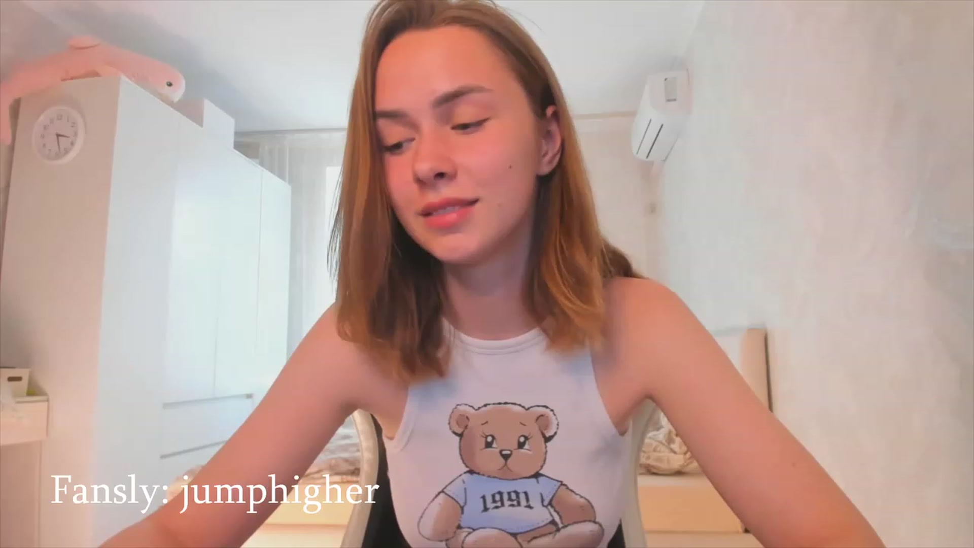 Gallery image thumbnail from Jumphigherr's myfreecams stream on, 06/07/2023, 12:42 image 10 of 20