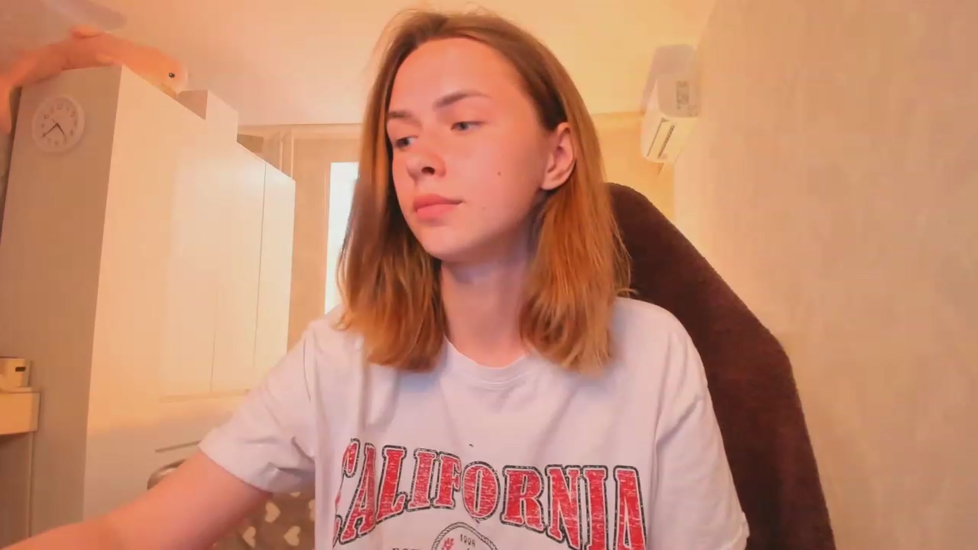 Gallery image thumbnail from Jumphigherr's myfreecams stream on, 06/18/2023, 13:50 image 13 of 20