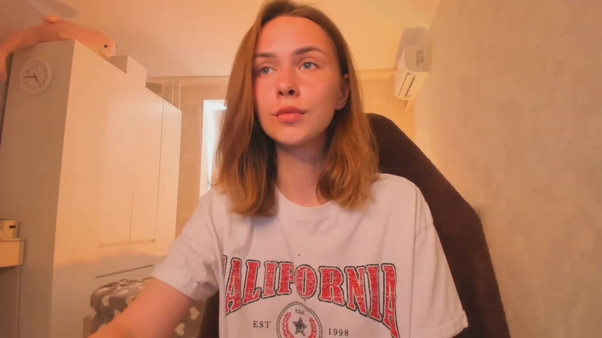 Gallery image thumbnail from Jumphigherr's myfreecams stream on, 06/18/2023, 13:50 image 18 of 20