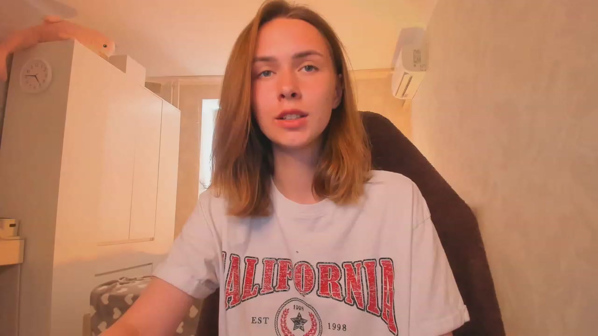Gallery image thumbnail from Jumphigherr's myfreecams stream on, 06/18/2023, 13:50 image 19 of 20