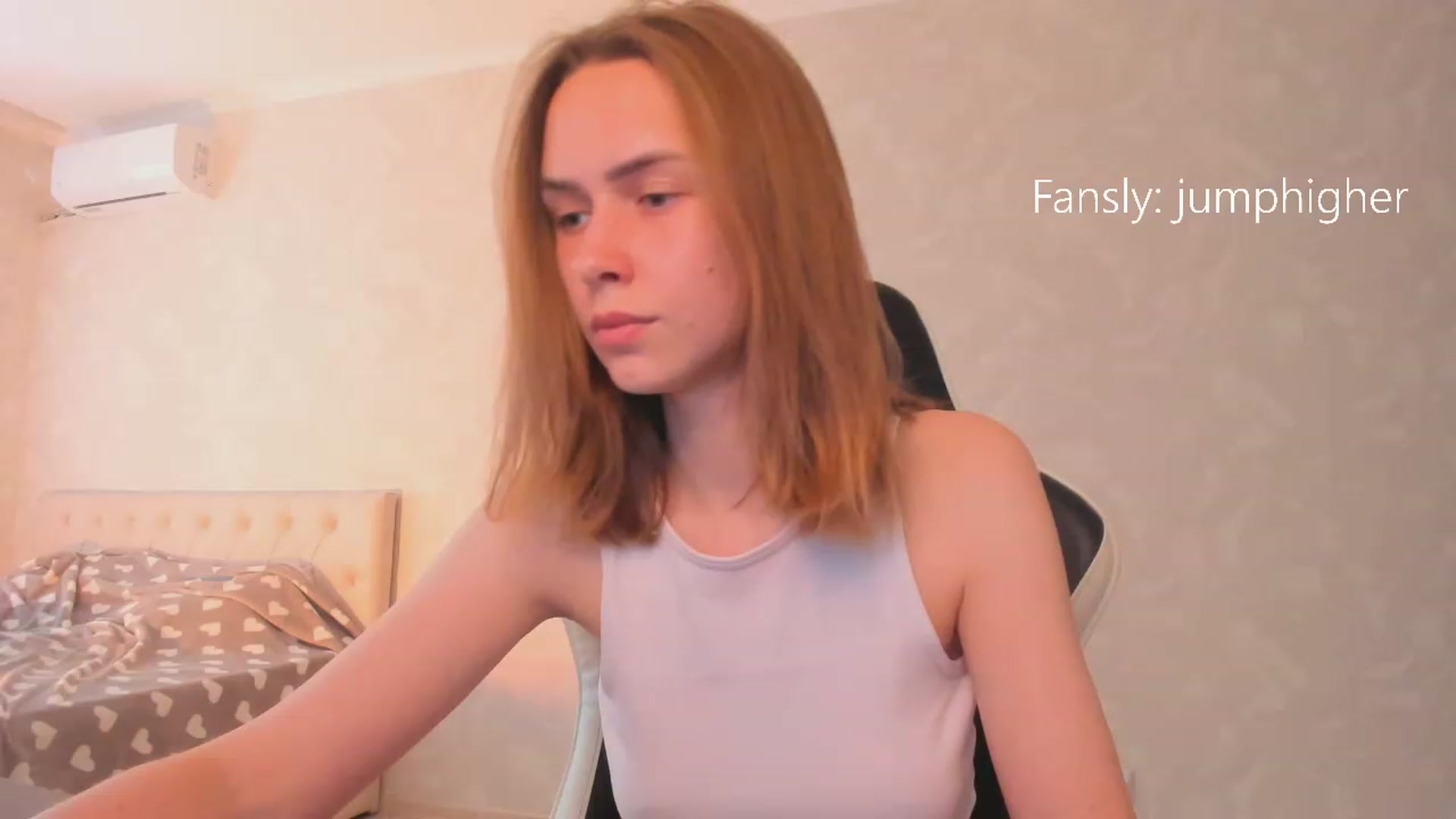 Gallery image thumbnail from Jumphigherr's myfreecams stream on, 06/21/2023, 12:26 image 16 of 20