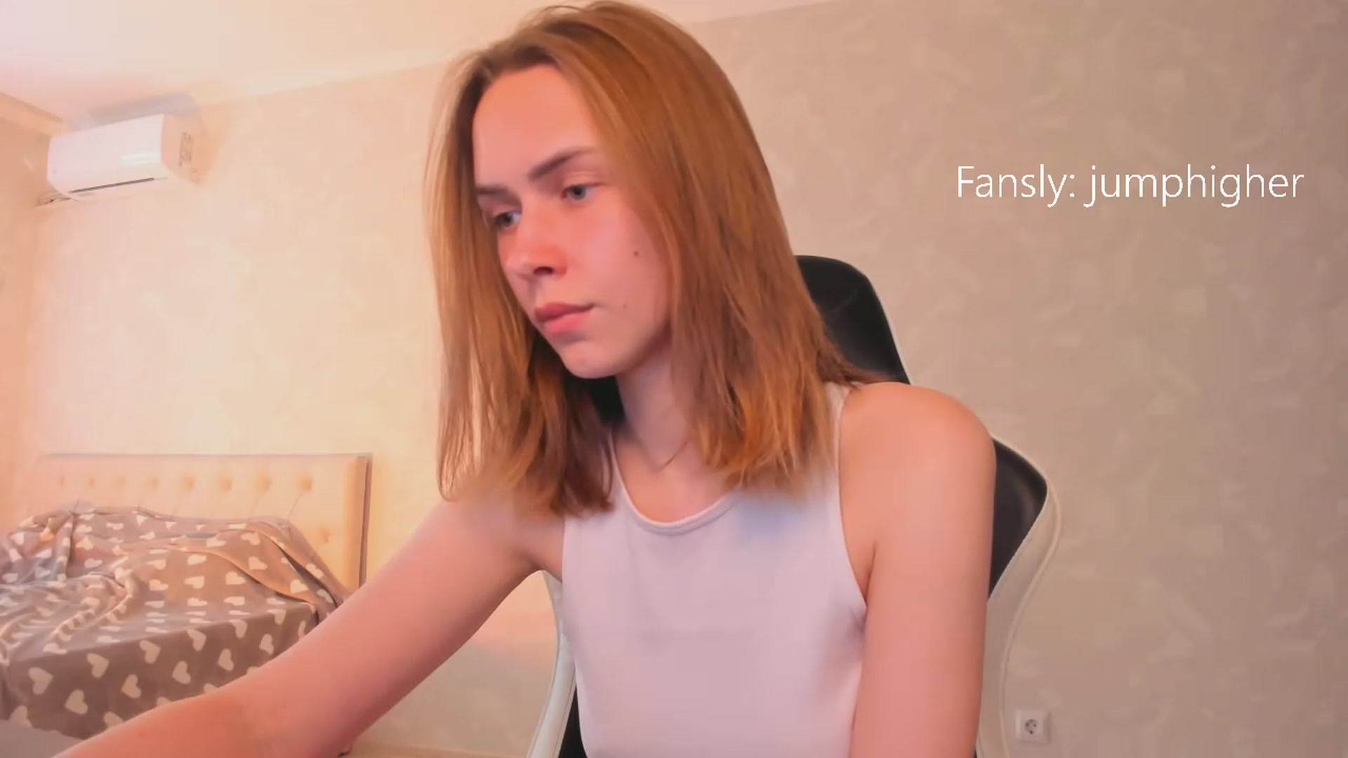 Gallery image thumbnail from Jumphigherr's myfreecams stream on, 06/21/2023, 12:26 image 14 of 20