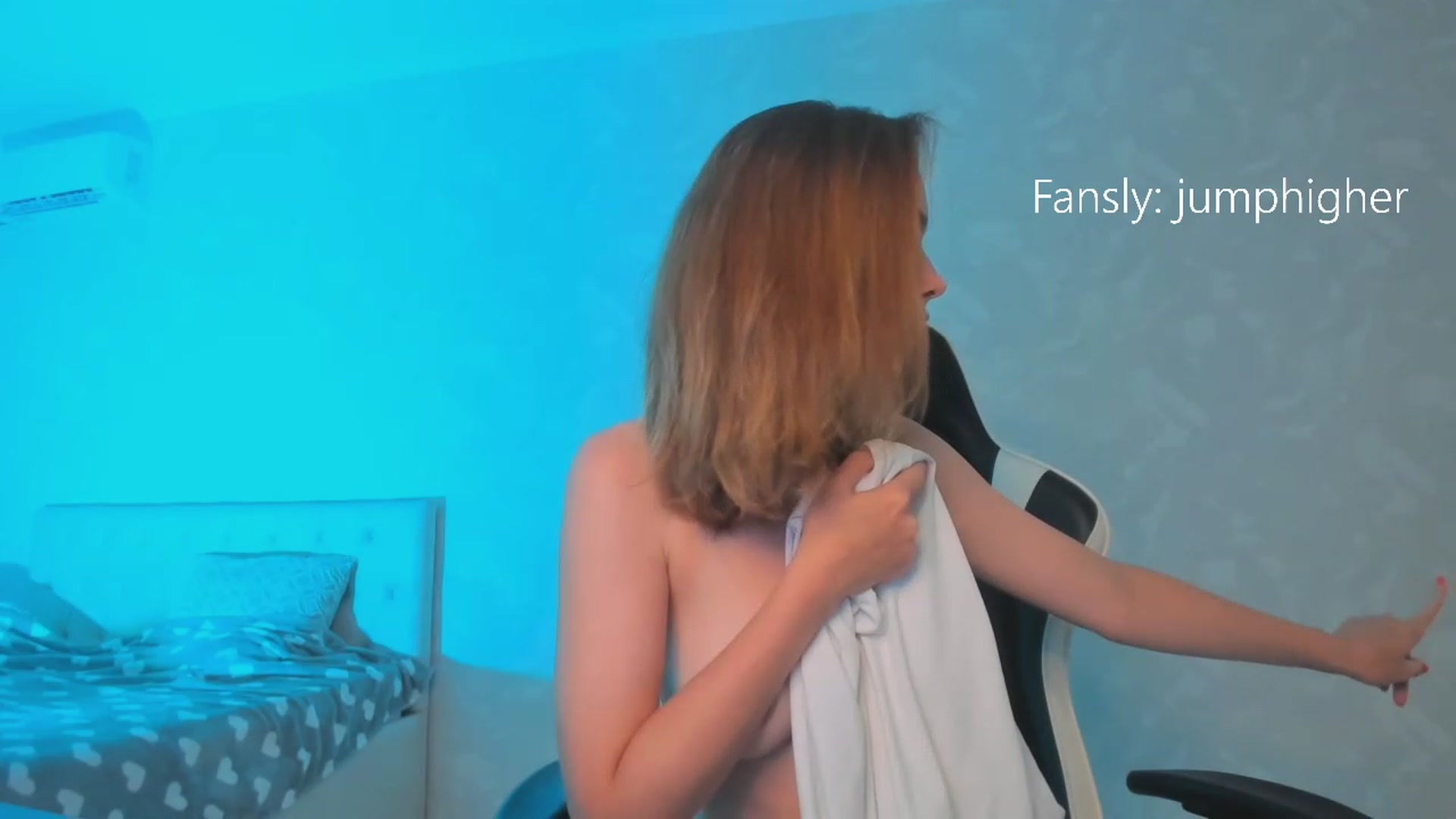 Gallery image thumbnail from Jumphigherr's myfreecams stream on, 07/16/2023, 17:34 image 3 of 20