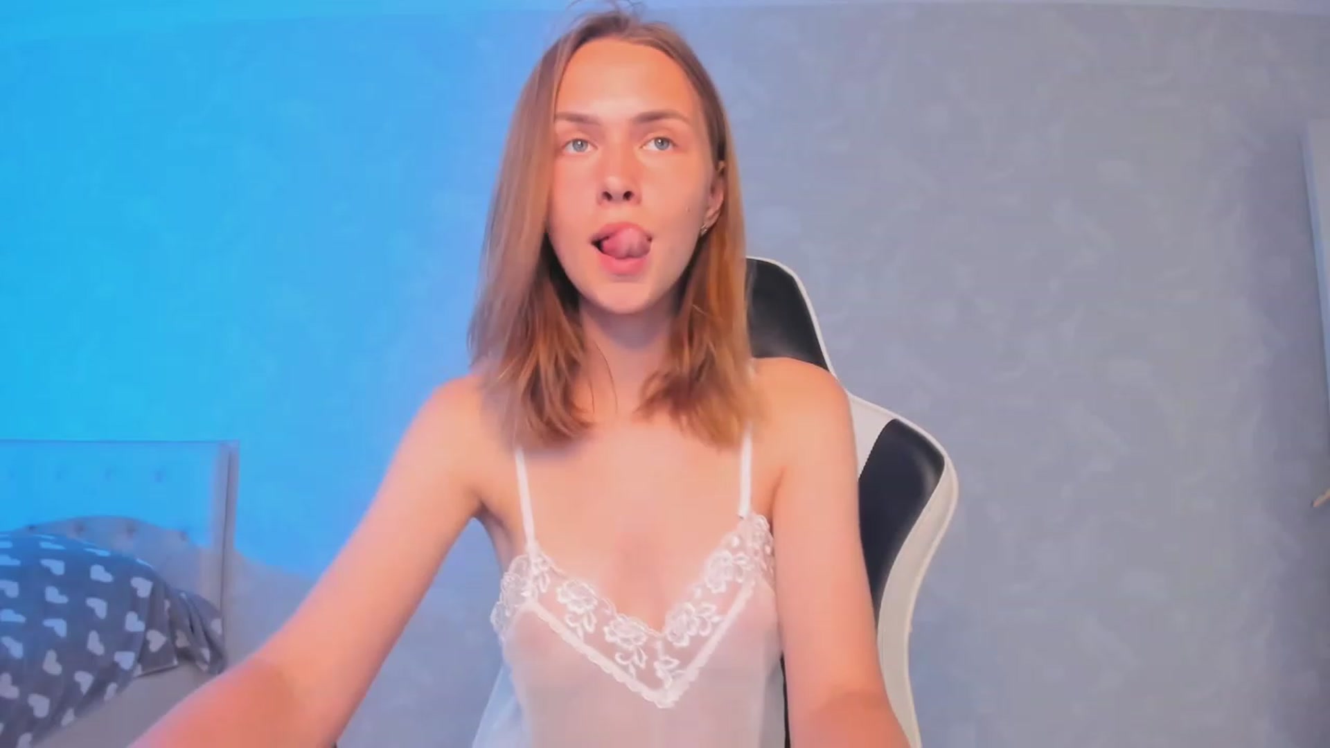 Gallery image thumbnail from Jumphigherr's myfreecams stream on, 07/23/2023, 14:51 image 11 of 20
