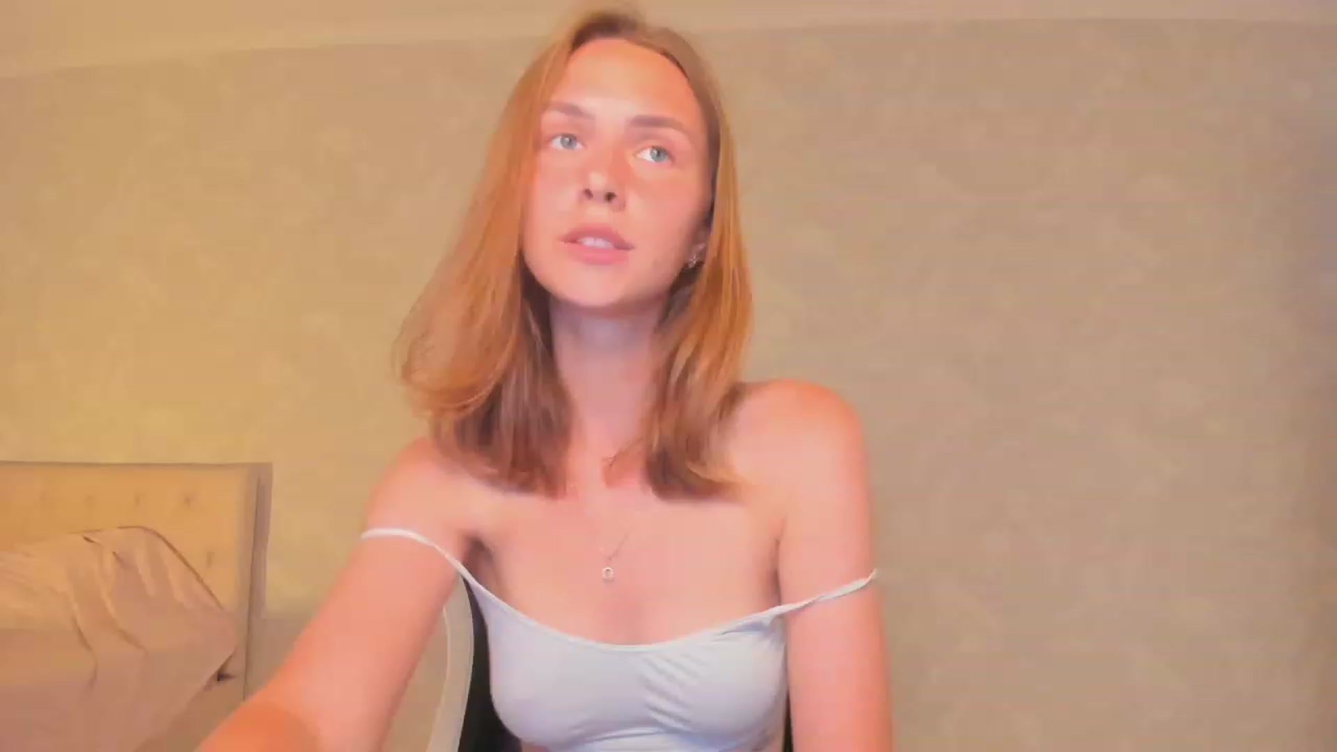Gallery image thumbnail from Jumphigherr's myfreecams stream on, 08/05/2023, 17:15 image 15 of 20