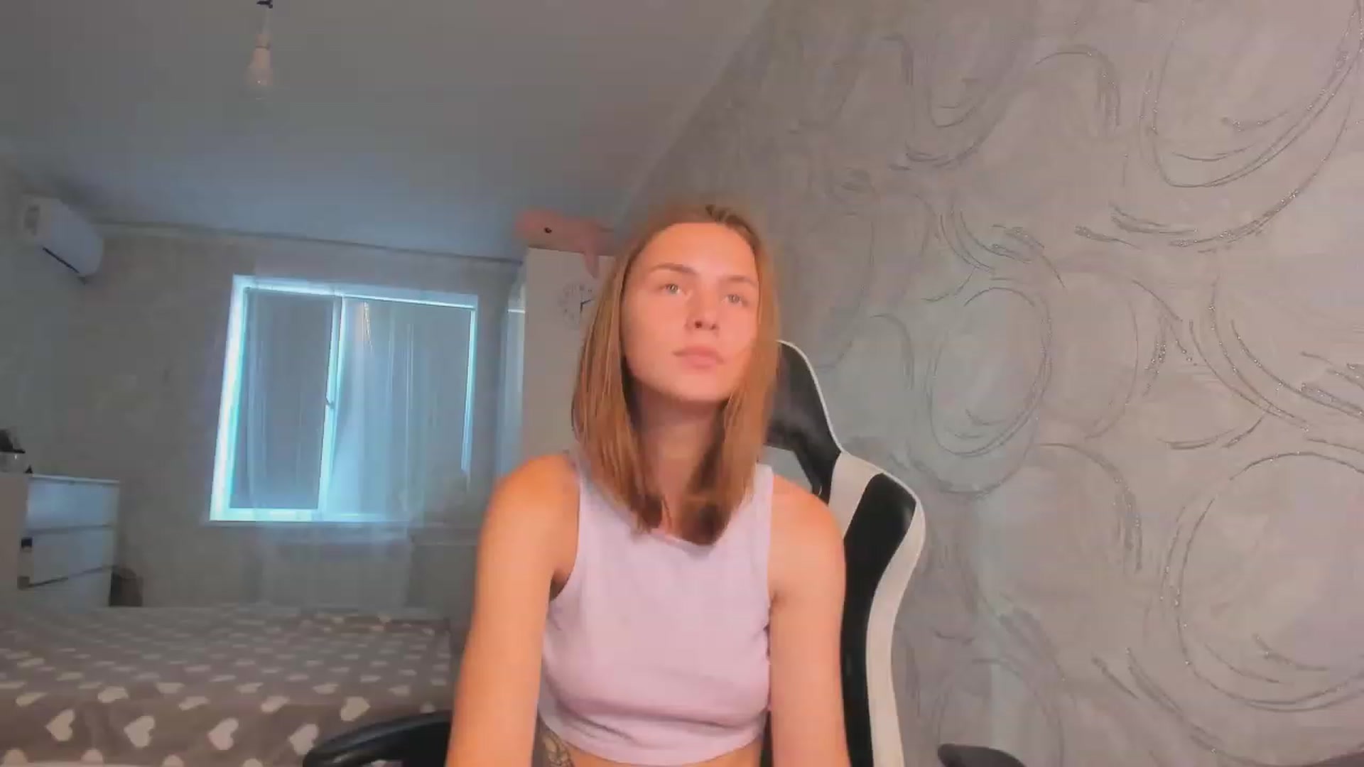 Gallery image thumbnail from Jumphigherr's myfreecams stream on, 08/31/2023, 14:58 image 16 of 20