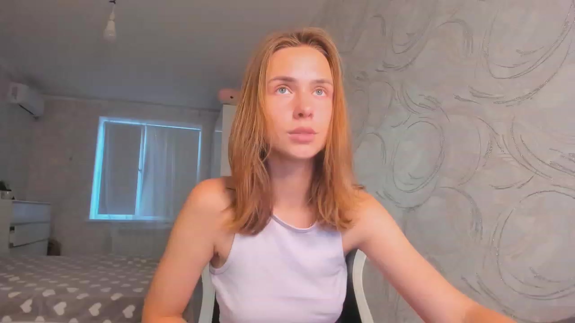 Gallery image thumbnail from Jumphigherr's myfreecams stream on, 08/31/2023, 15:32 image 9 of 20
