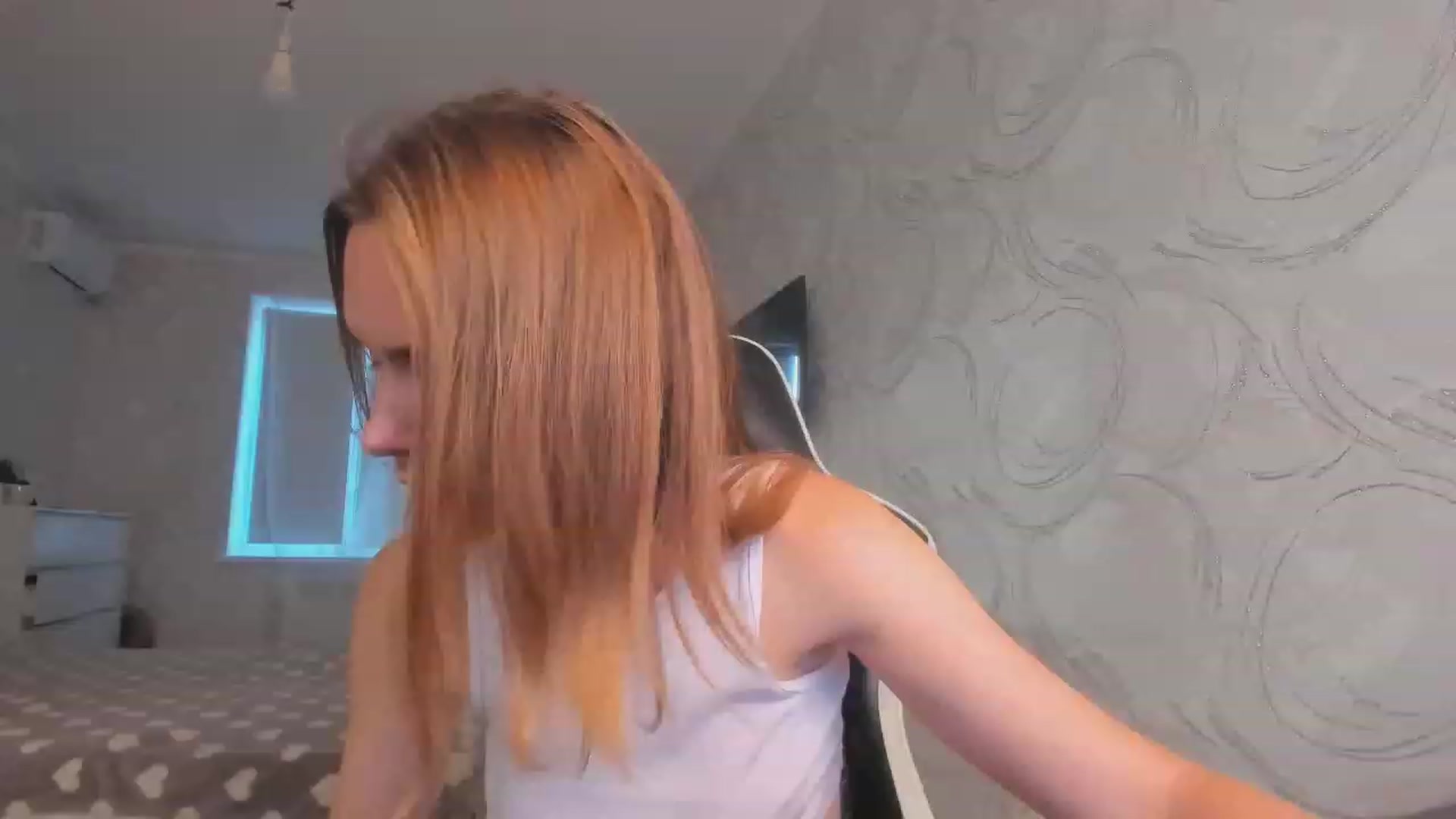 Gallery image thumbnail from Jumphigherr's myfreecams stream on, 08/31/2023, 15:32 image 4 of 20