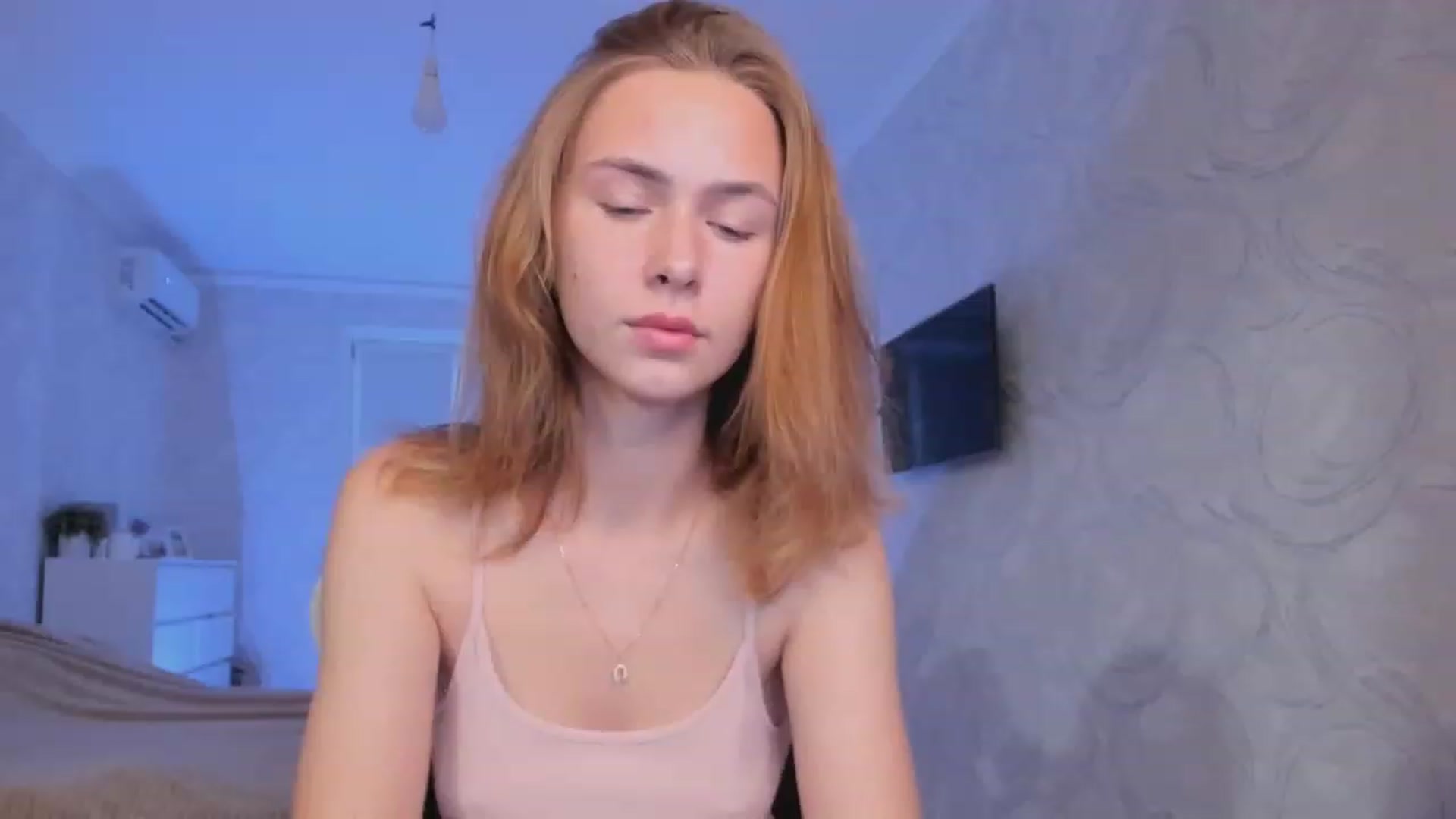 Gallery image thumbnail from Jumphigherr's myfreecams stream on, 09/24/2023, 14:50 image 3 of 20