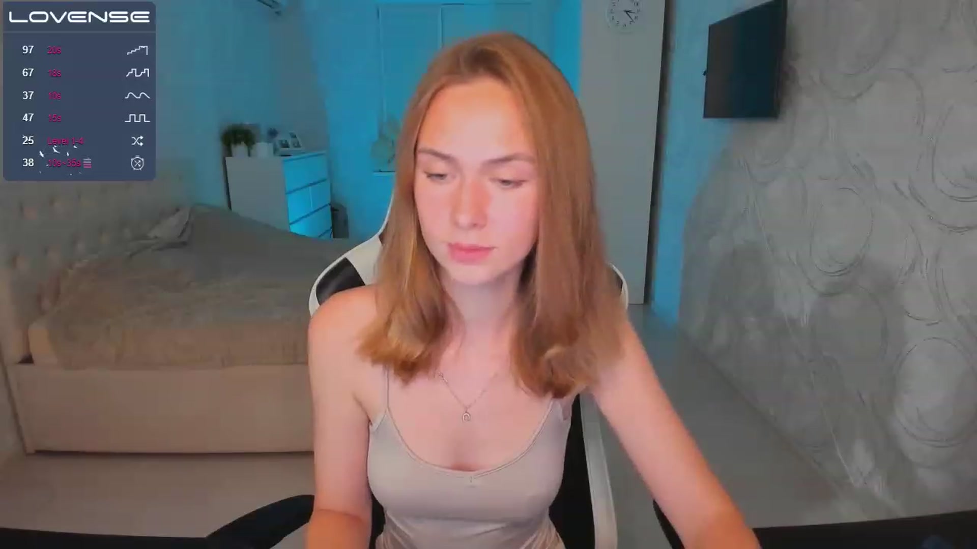Gallery image thumbnail from Jumphigherr's myfreecams stream on, 09/27/2023, 18:18 image 12 of 20