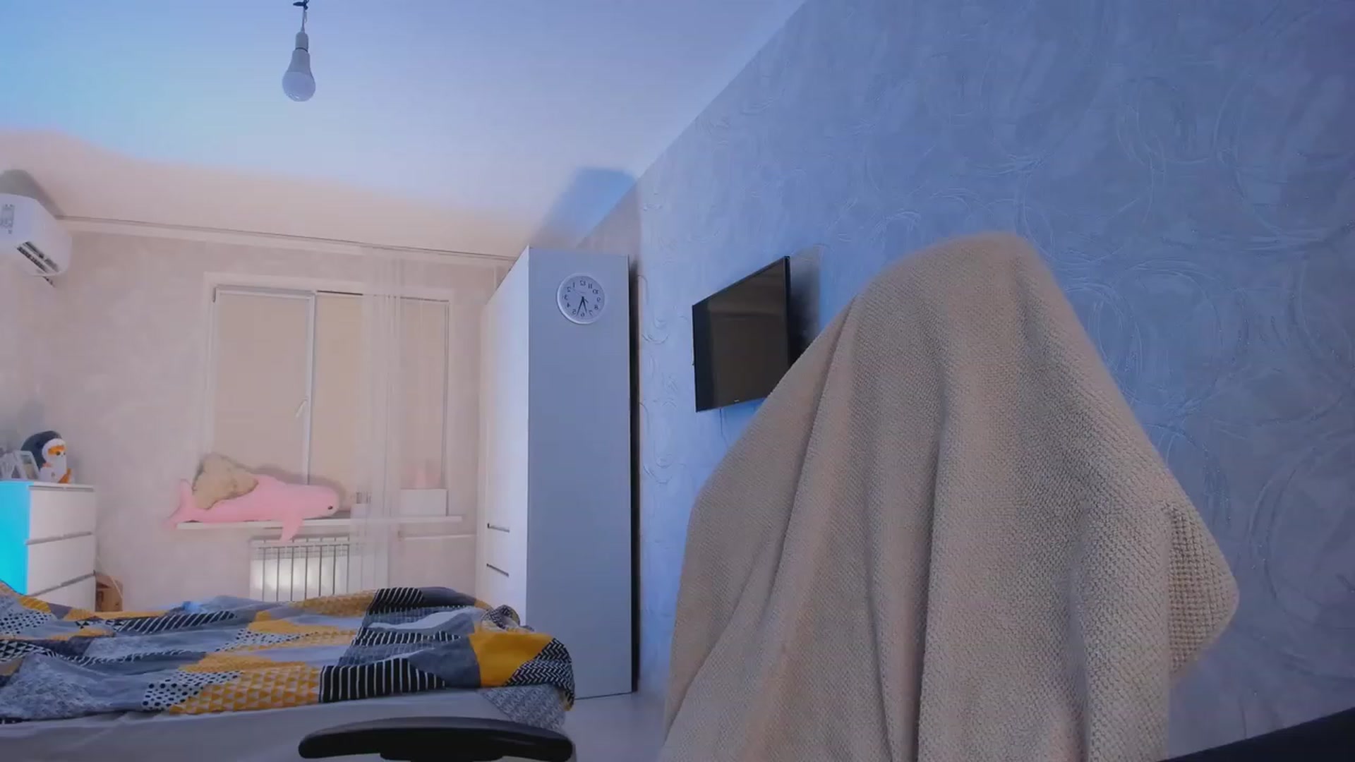 Gallery image thumbnail from Jumphigherr's myfreecams stream on, 10/20/2023, 15:37 image 6 of 20