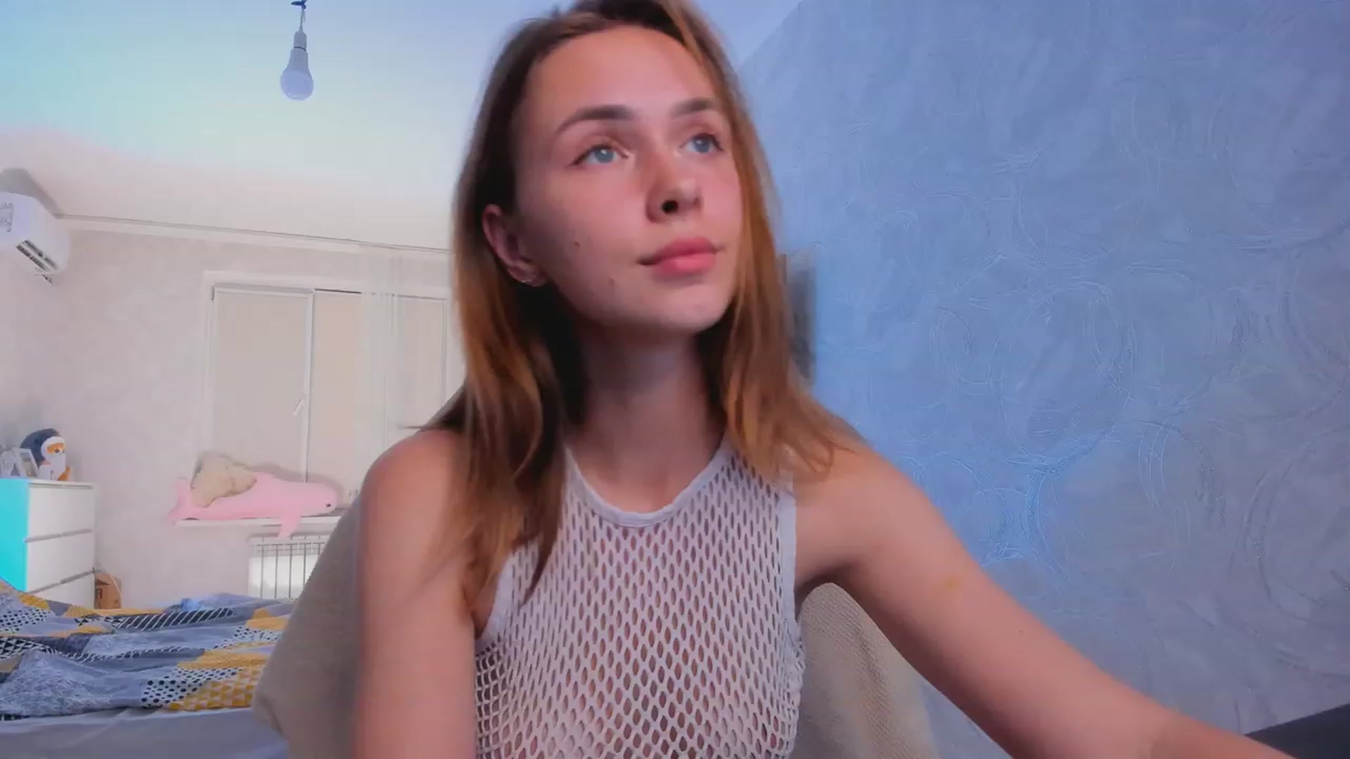 Gallery image thumbnail from Jumphigherr's myfreecams stream on, 10/20/2023, 15:37 image 18 of 20