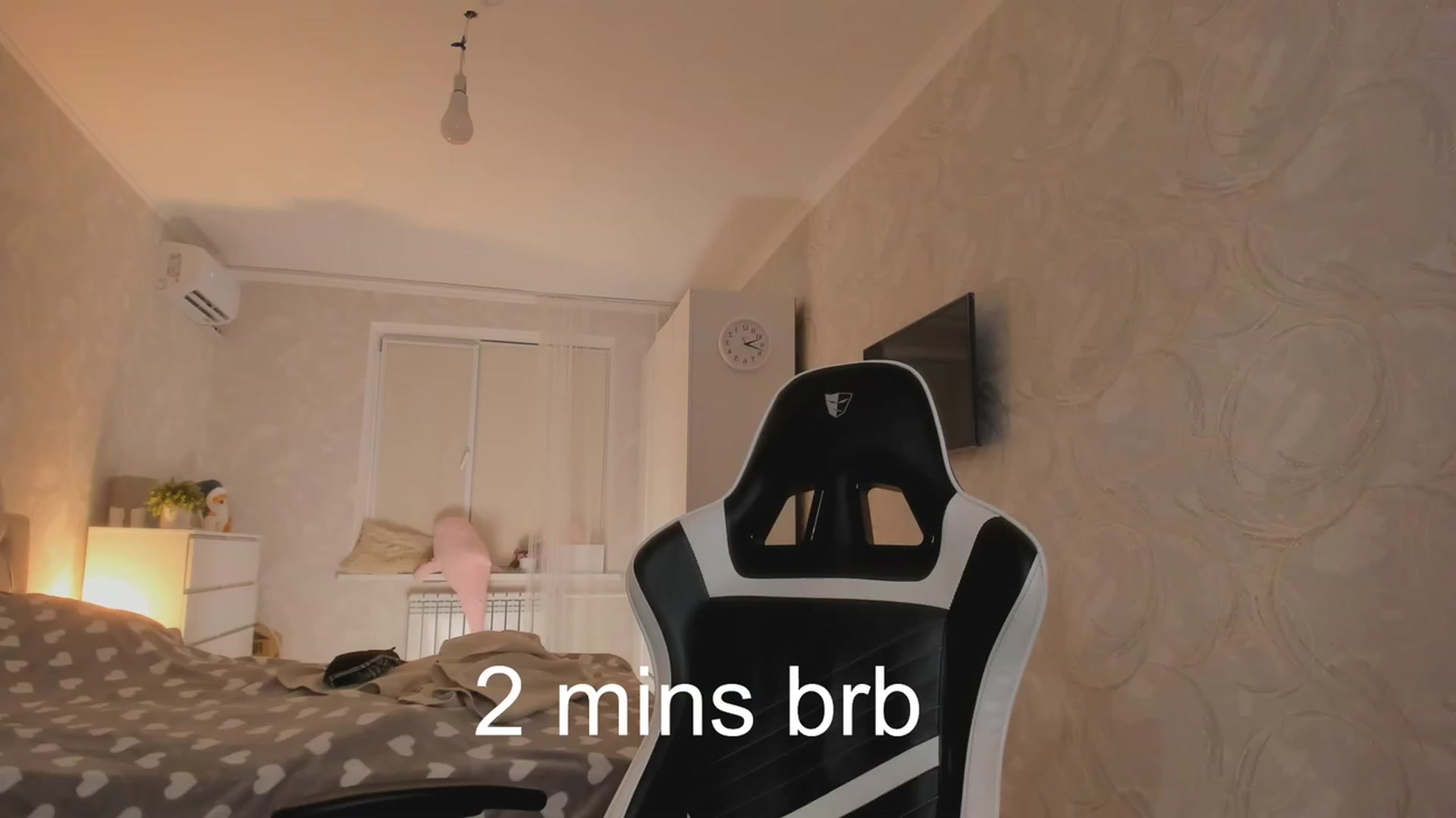 Gallery image thumbnail from Jumphigherr's myfreecams stream on, 11/17/2023, 18:54 image 18 of 20