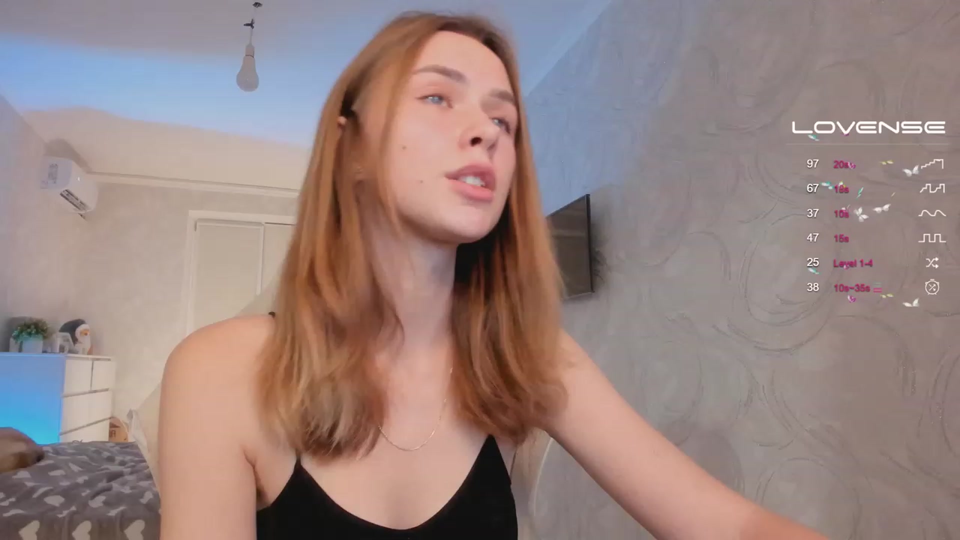 Gallery image thumbnail from Jumphigherr's myfreecams stream on, 11/21/2023, 19:36 image 6 of 20