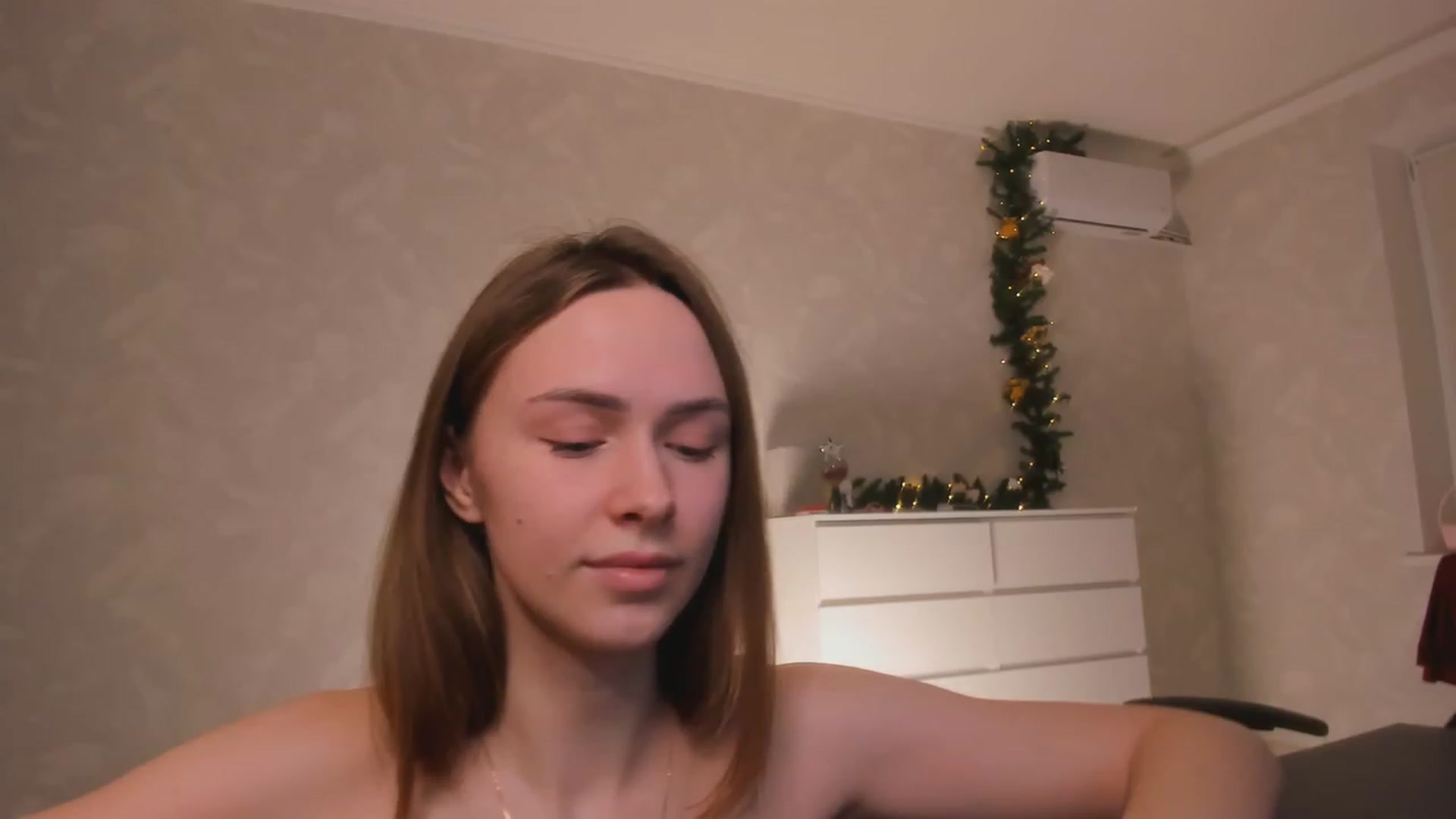 Gallery image thumbnail from Jumphigherr's myfreecams stream on, 01/22/2024, 16:11 image 10 of 20