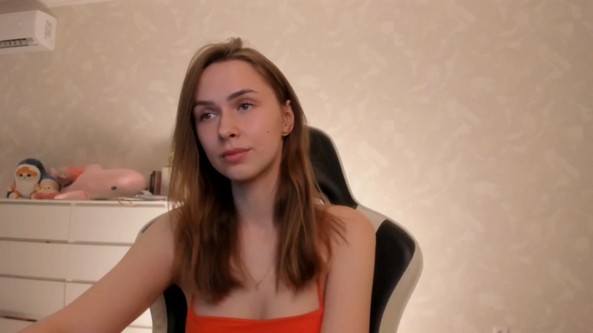 Gallery image thumbnail from Jumphigherr's myfreecams stream on, 06/21/2024, 15:46 image 2 of 20