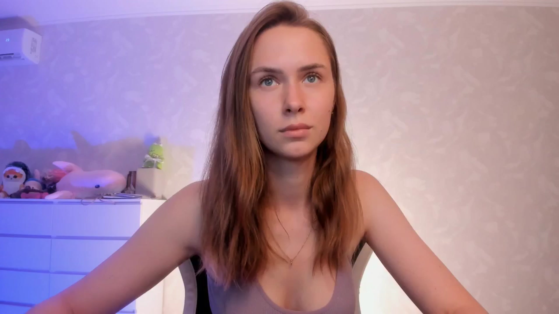Gallery image thumbnail from Jumphigherr's myfreecams stream on, 06/27/2024, 19:08 image 3 of 20