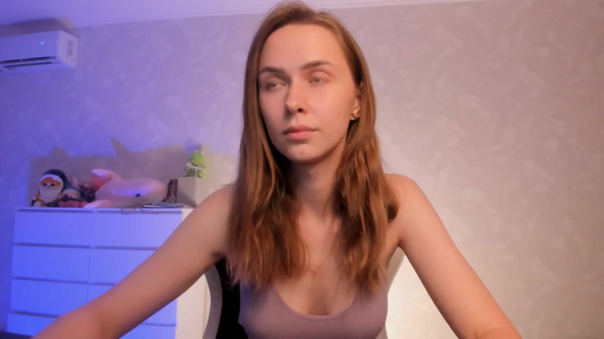 Gallery image thumbnail from Jumphigherr's myfreecams stream on, 06/27/2024, 19:29 image 20 of 20