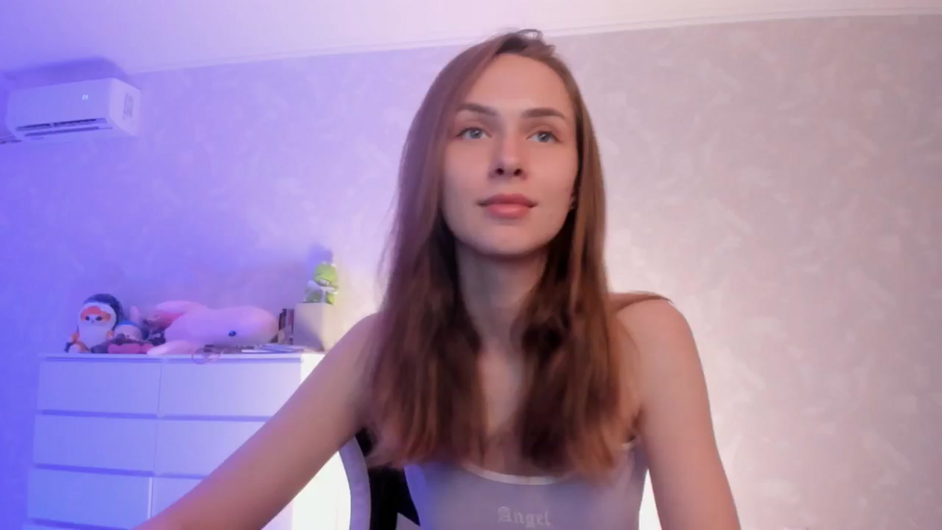 Gallery image thumbnail from Jumphigherr's myfreecams stream on, 07/04/2024, 17:41 image 7 of 20