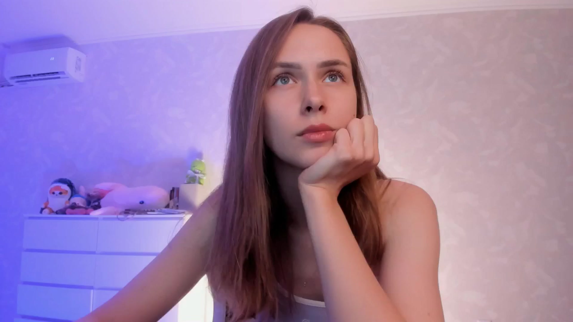 Gallery image thumbnail from Jumphigherr's myfreecams stream on, 07/04/2024, 17:41 image 3 of 20