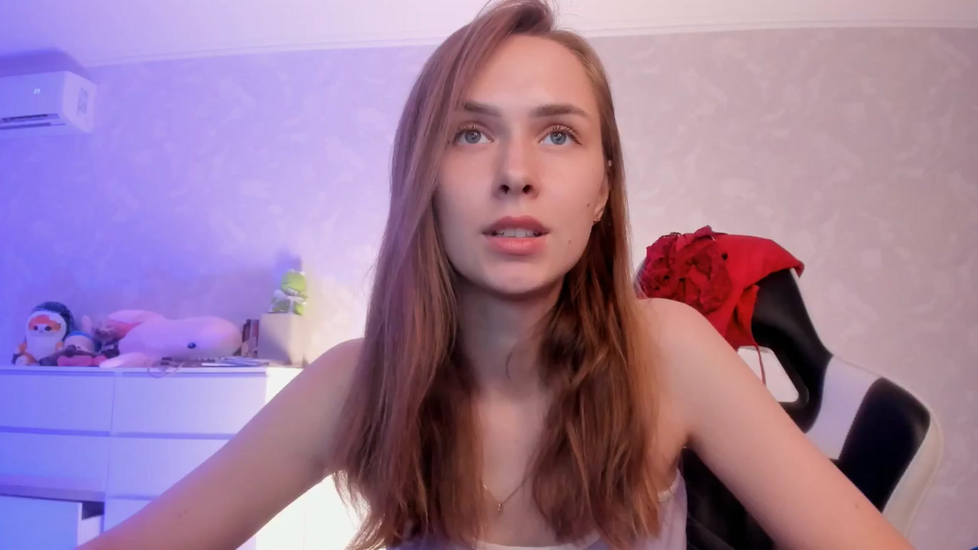 Gallery image thumbnail from Jumphigherr's myfreecams stream on, 07/04/2024, 17:41 image 19 of 20