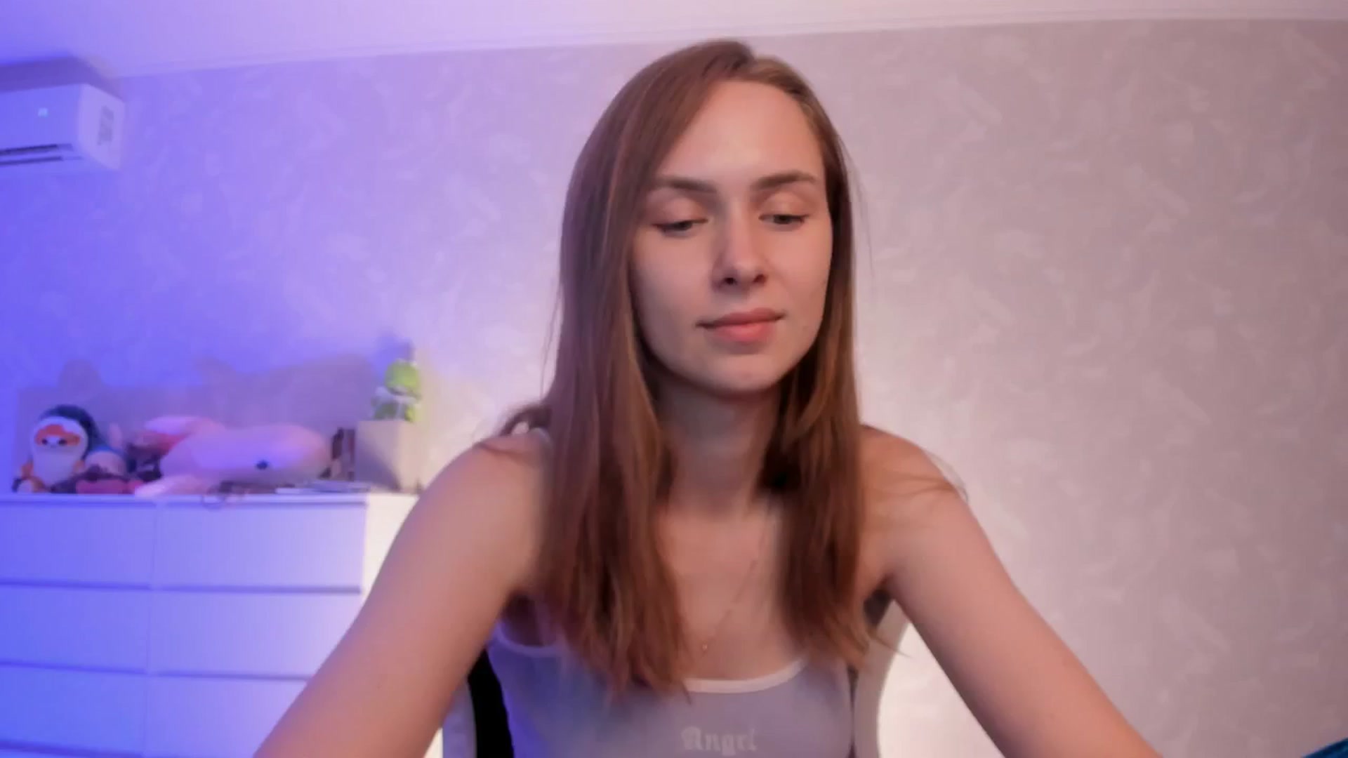 Gallery image thumbnail from Jumphigherr's myfreecams stream on, 07/04/2024, 18:25 image 10 of 20