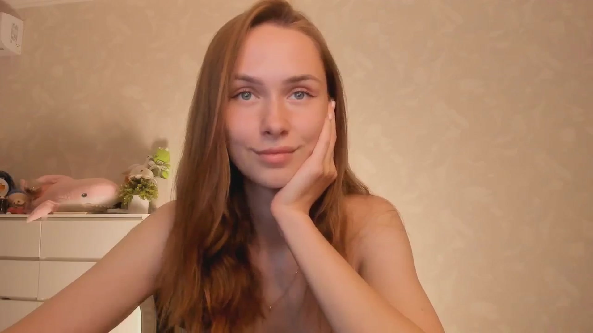Gallery image thumbnail from Jumphigherr's myfreecams stream on, 08/14/2024, 17:10 image 14 of 20