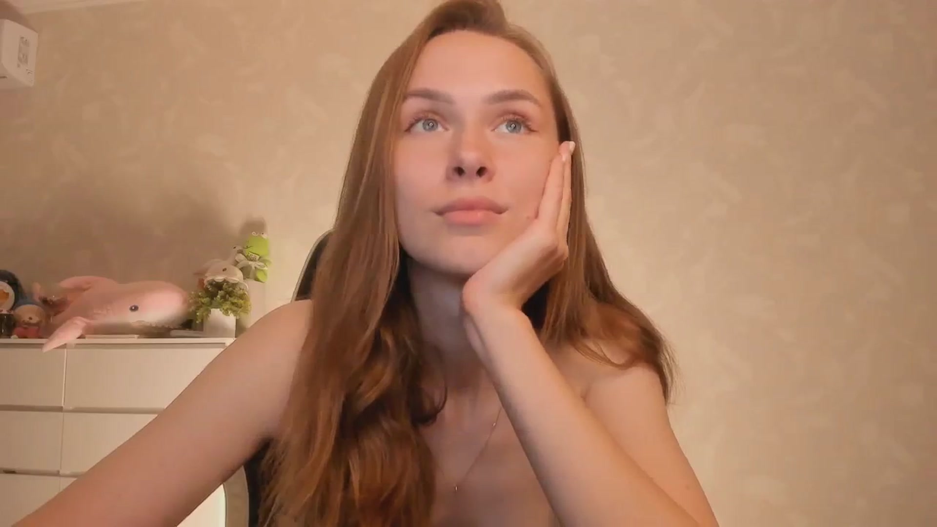 Gallery image thumbnail from Jumphigherr's myfreecams stream on, 08/14/2024, 17:10 image 11 of 20