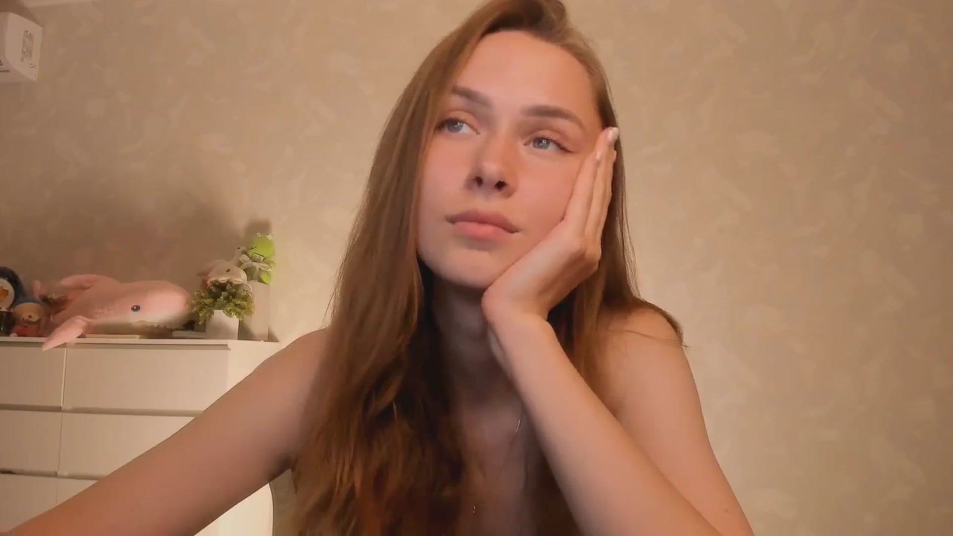 Gallery image thumbnail from Jumphigherr's myfreecams stream on, 08/14/2024, 17:10 image 3 of 20