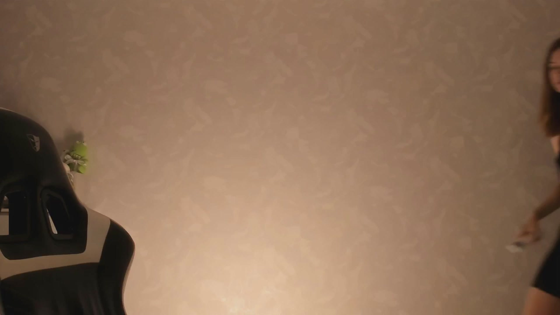 Gallery image thumbnail from Jumphigherr's myfreecams stream on, 08/17/2024, 17:16 image 1 of 20