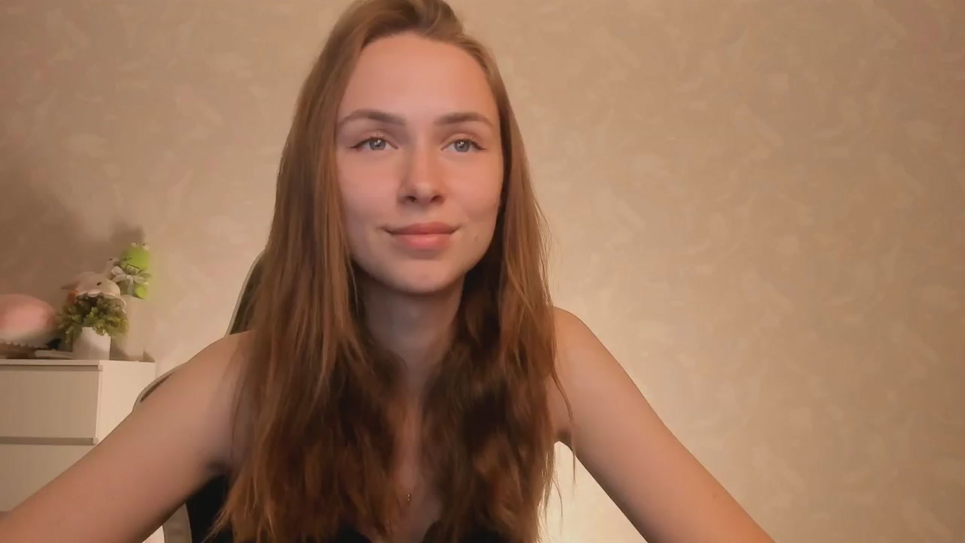 Gallery image thumbnail from Jumphigherr's myfreecams stream on, 08/17/2024, 17:16 image 3 of 20