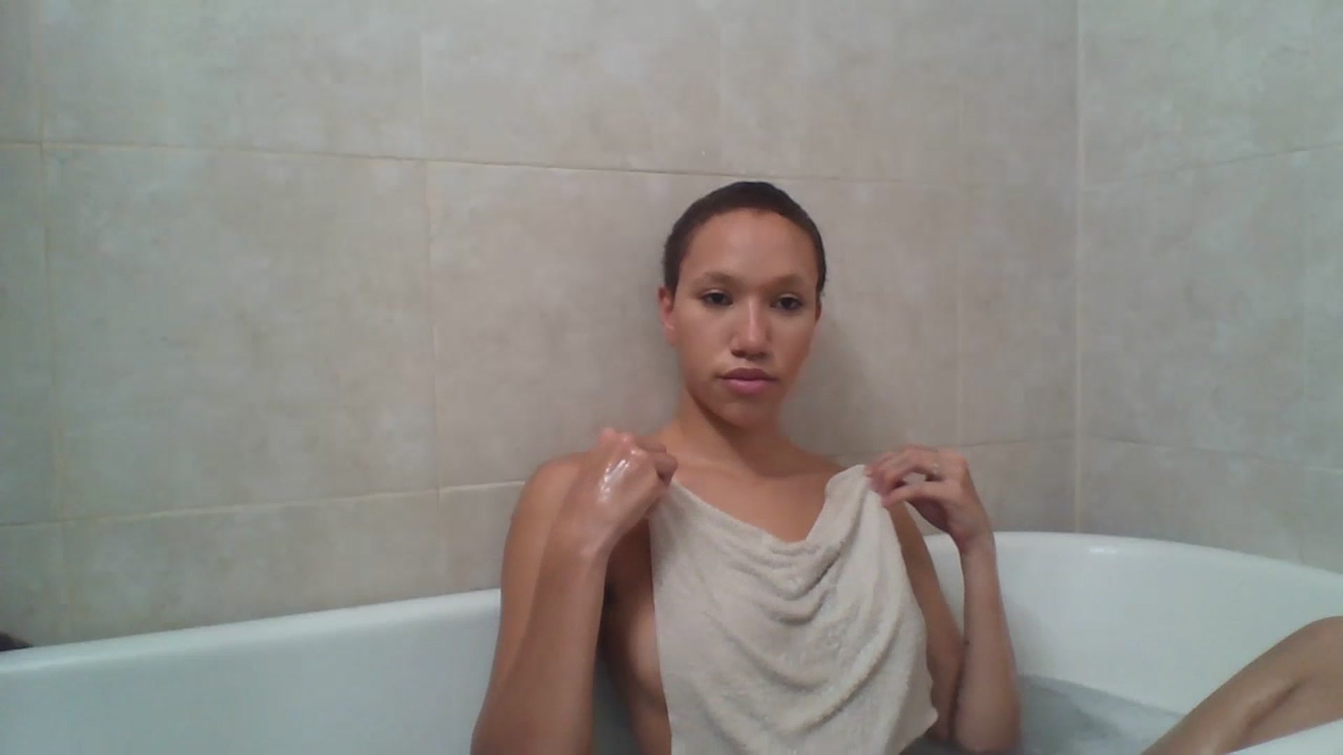 Gallery image thumbnail from June_More's myfreecams stream on, 06/29/2023, 19:00 image 12 of 20