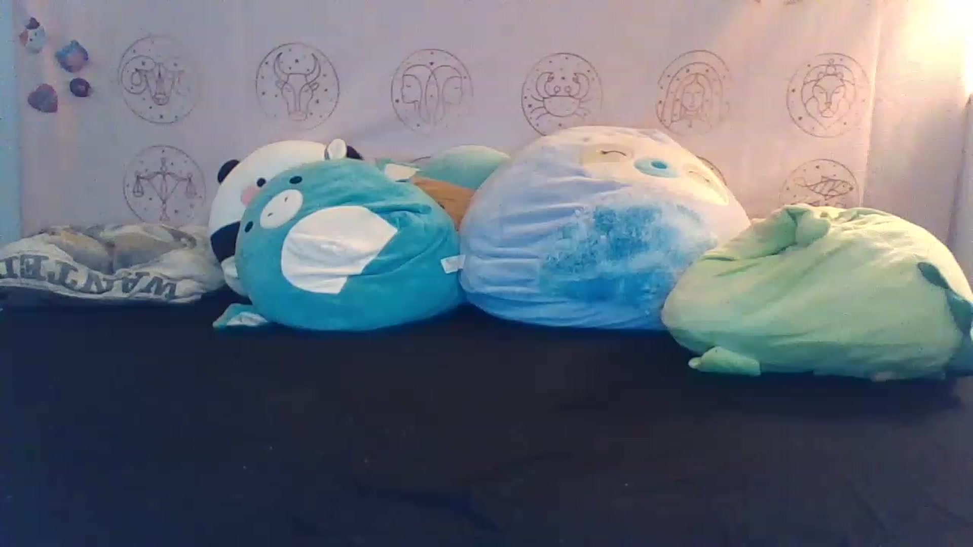 Gallery image thumbnail from June_More's myfreecams stream on, 06/29/2023, 22:04 image 9 of 20