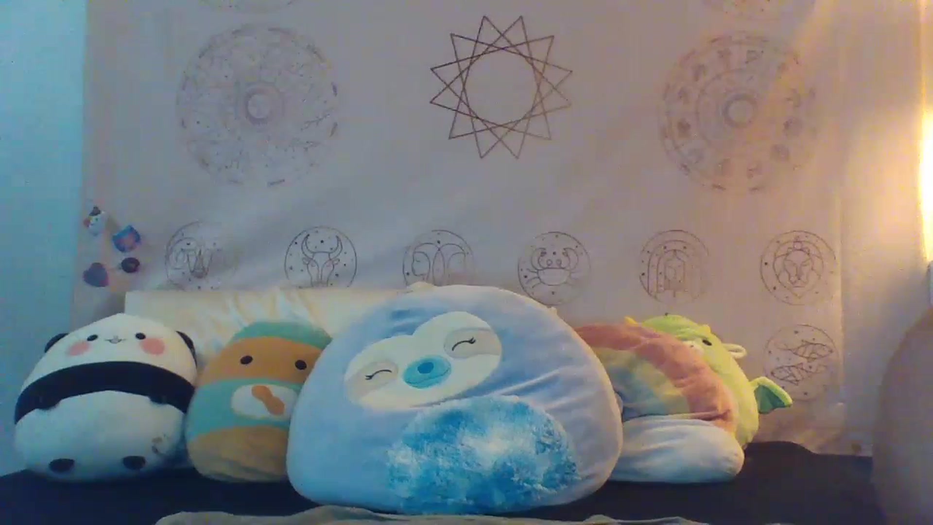 Gallery image thumbnail from June_More's myfreecams stream on, 06/30/2023, 20:14 image 7 of 20