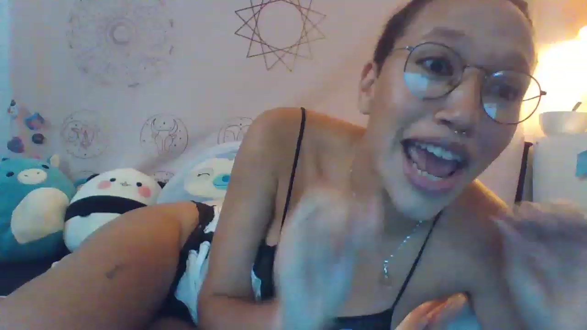 Gallery image thumbnail from June_More's myfreecams stream on, 07/03/2023, 19:24 image 1 of 20