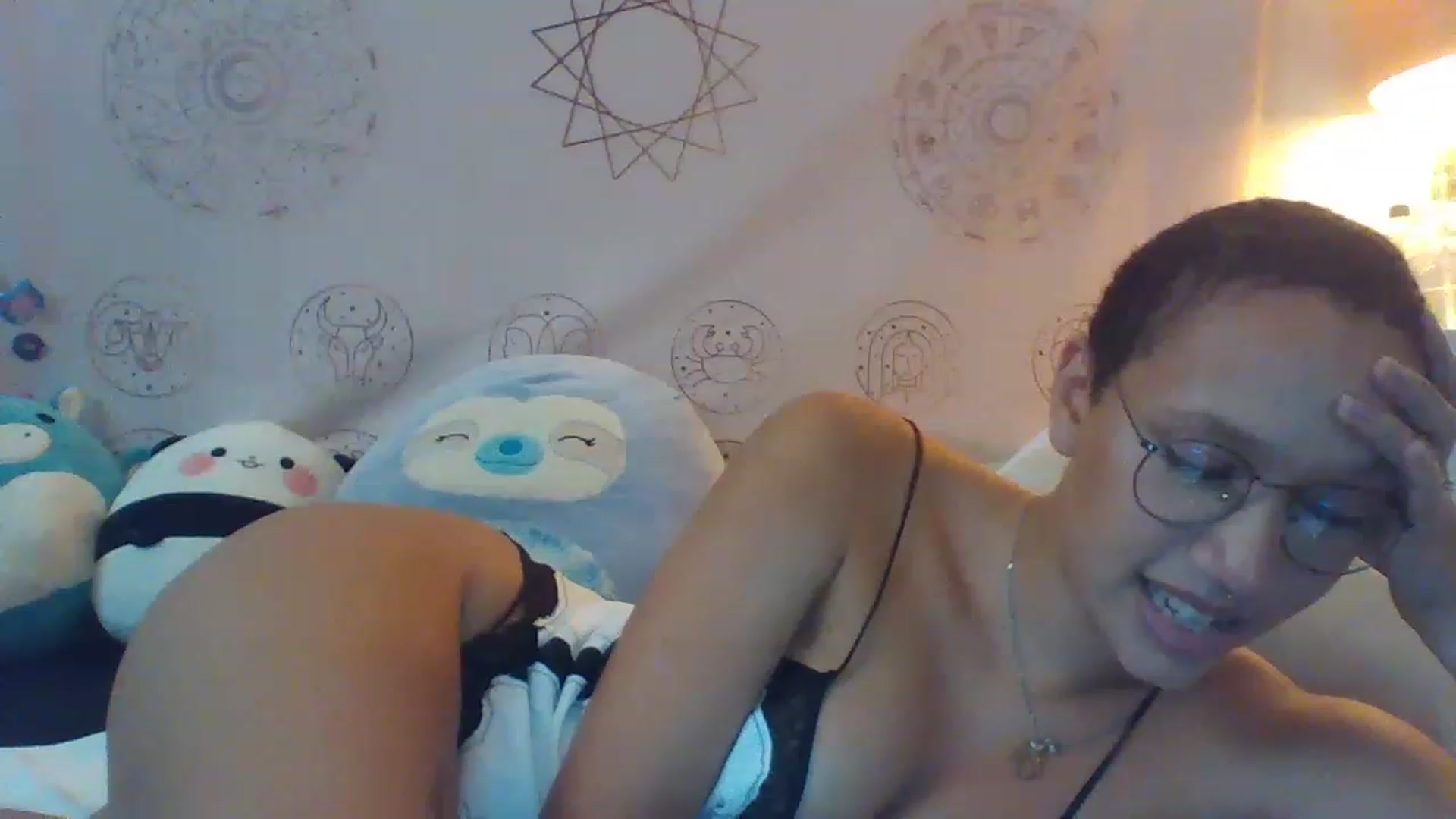 Gallery image thumbnail from June_More's myfreecams stream on, 07/03/2023, 19:24 image 5 of 20