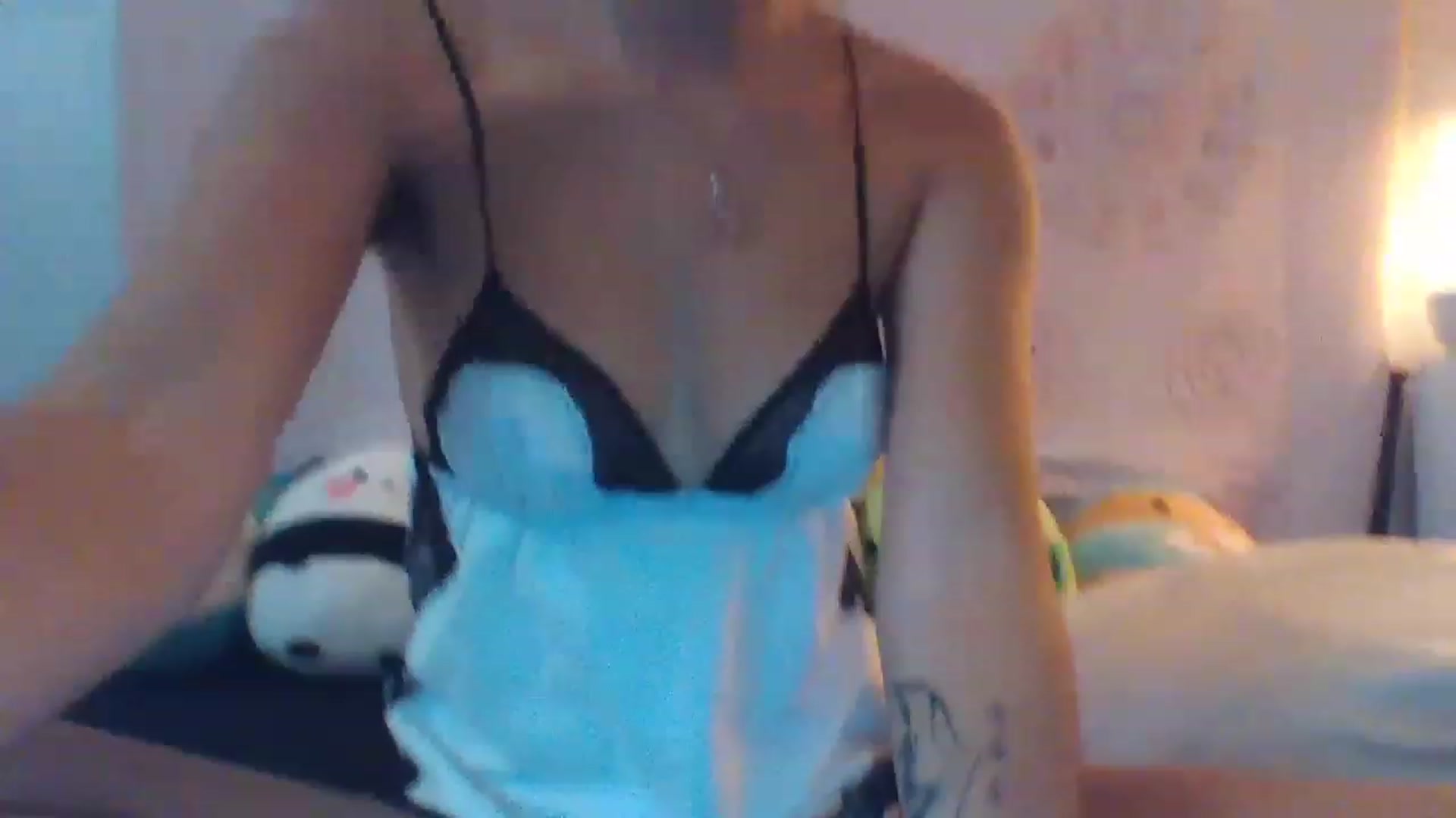 Gallery image thumbnail from June_More's myfreecams stream on, 07/03/2023, 19:24 image 12 of 20