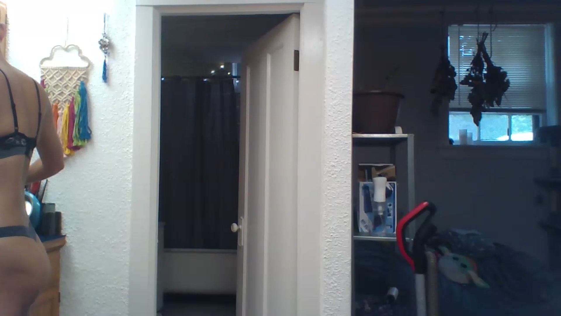 Gallery image thumbnail from June_More's myfreecams stream on, 07/13/2023, 17:55 image 16 of 20